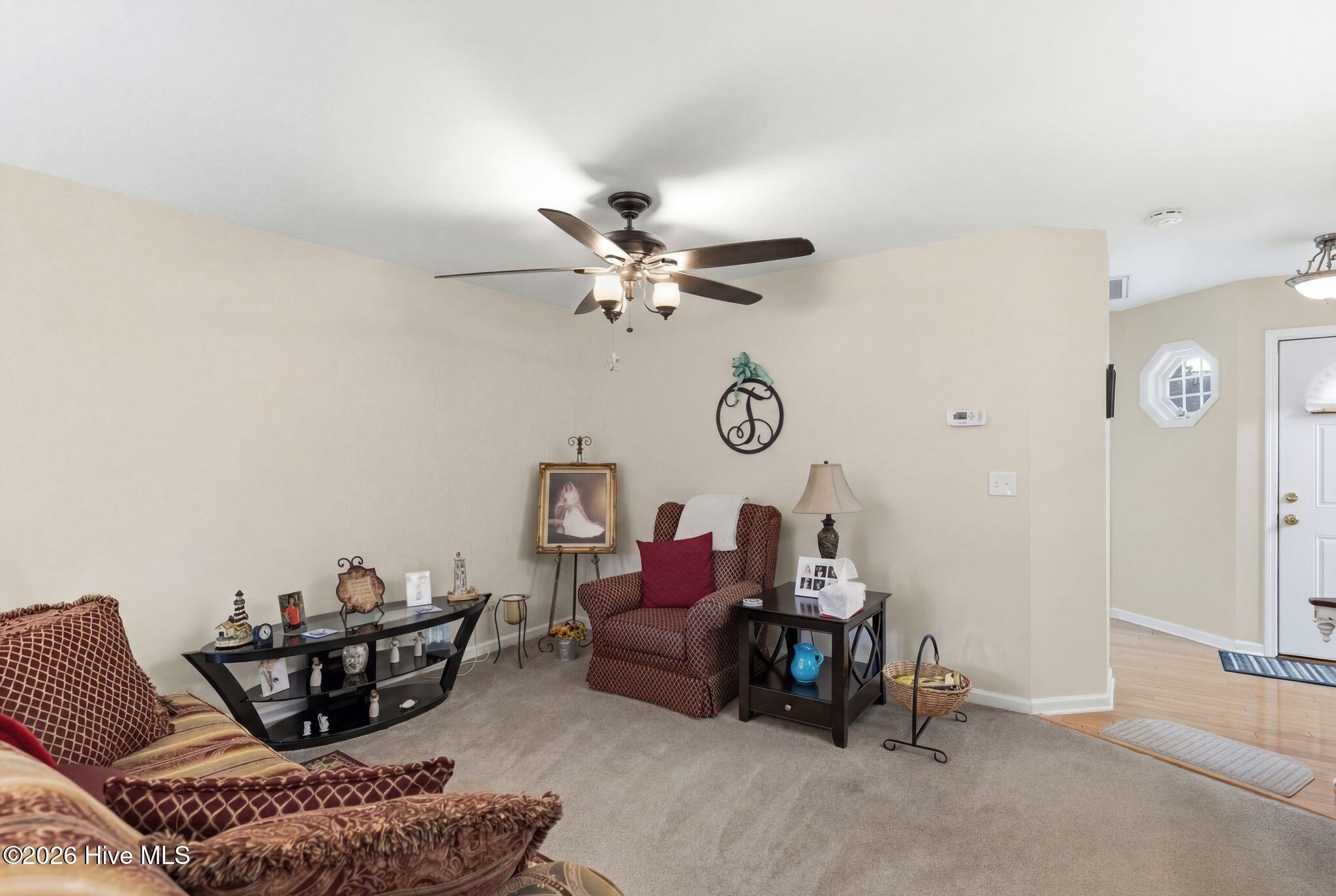1041 Bridgeport Way