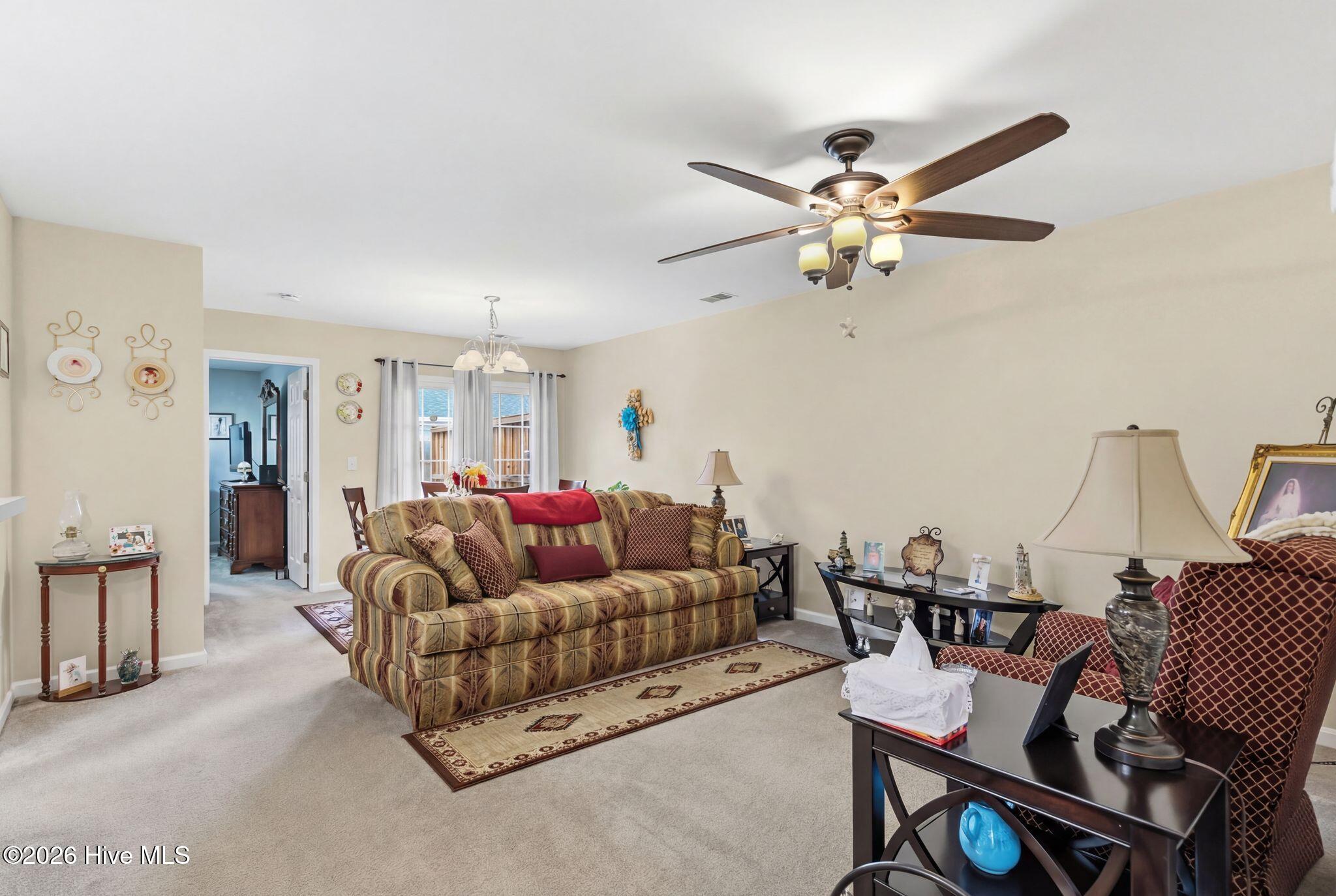 1041 Bridgeport Way