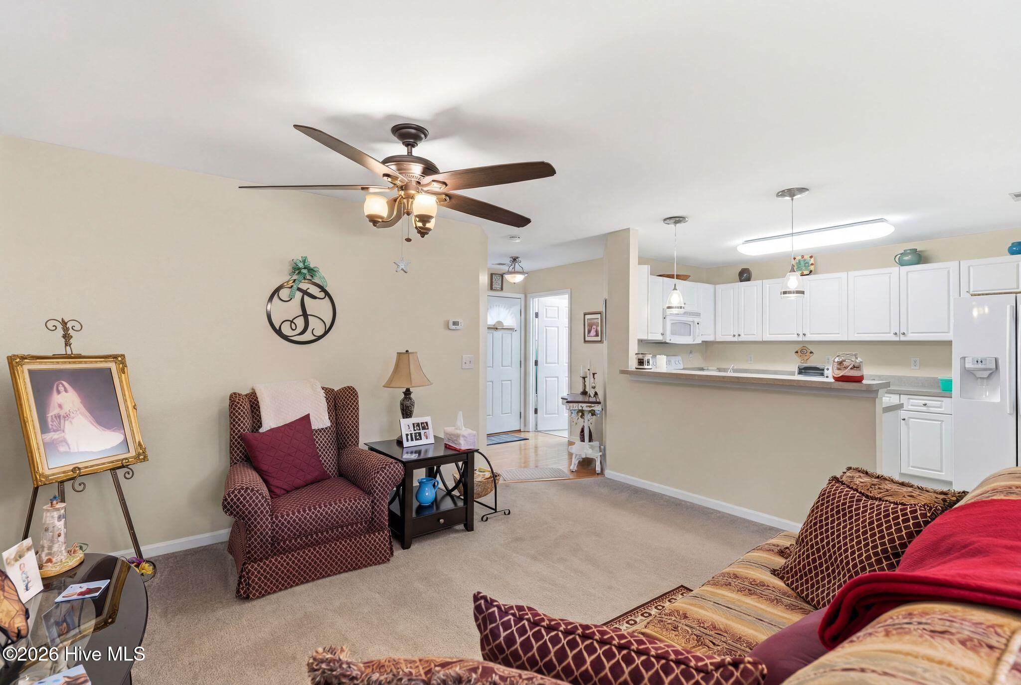 1041 Bridgeport Way