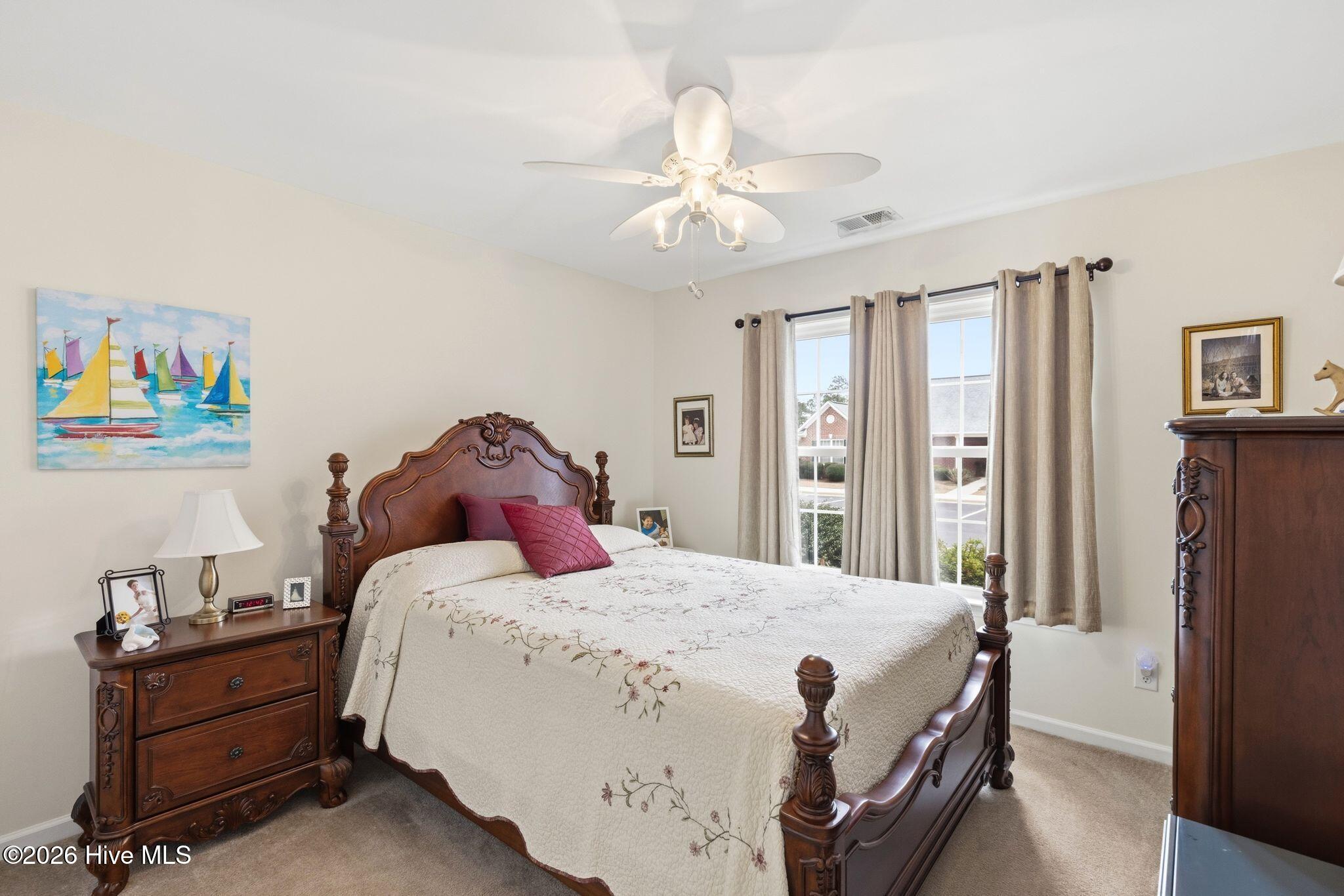 1041 Bridgeport Way