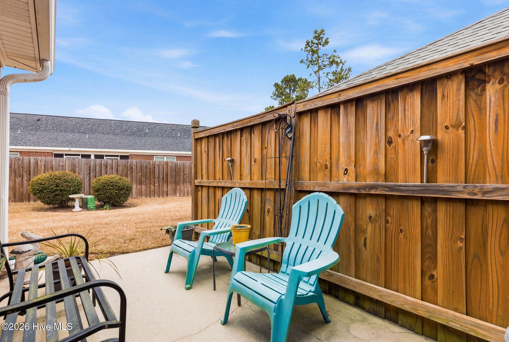 1041 Bridgeport Way