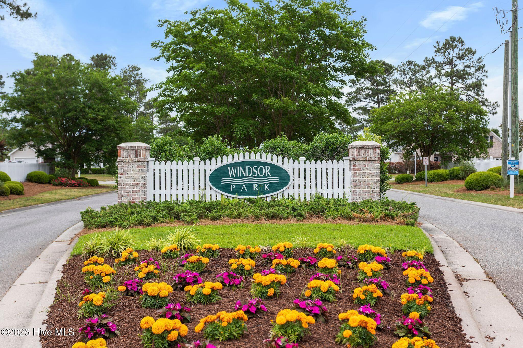 1041 Bridgeport Way