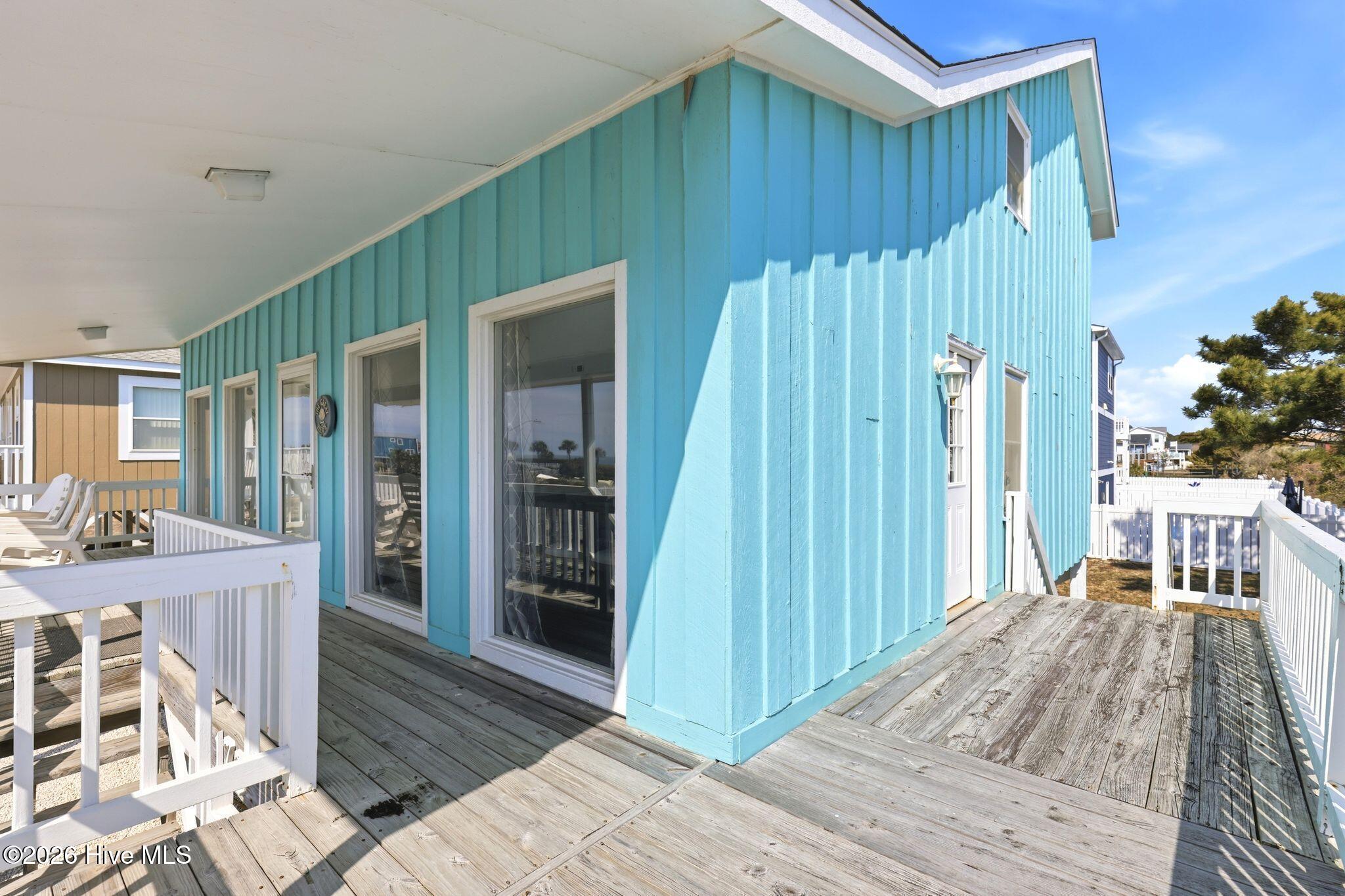 177 Ocean Boulevard E