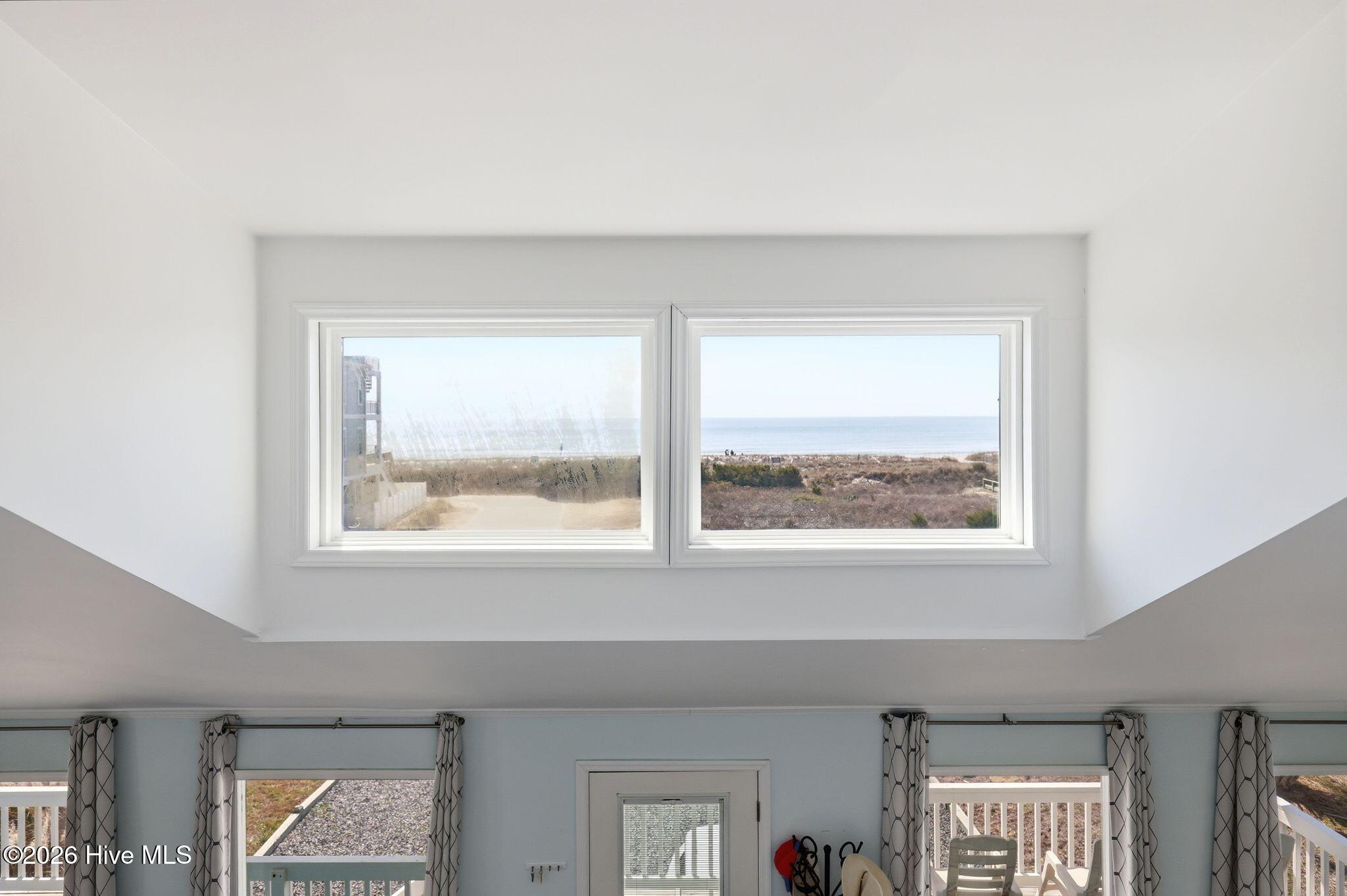 177 Ocean Boulevard E