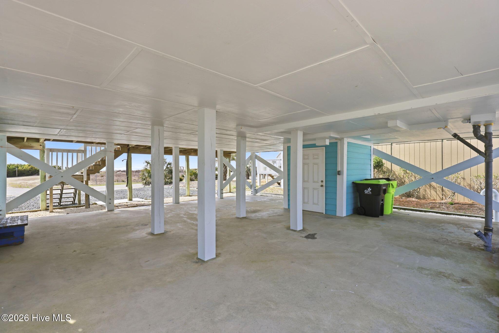 177 Ocean Boulevard E