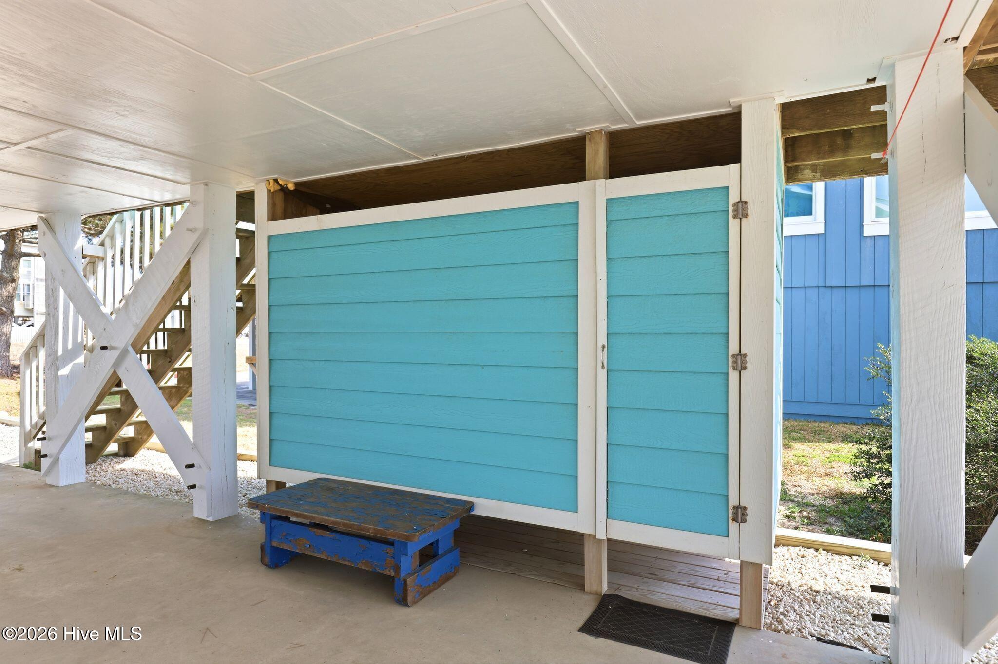 177 Ocean Boulevard E