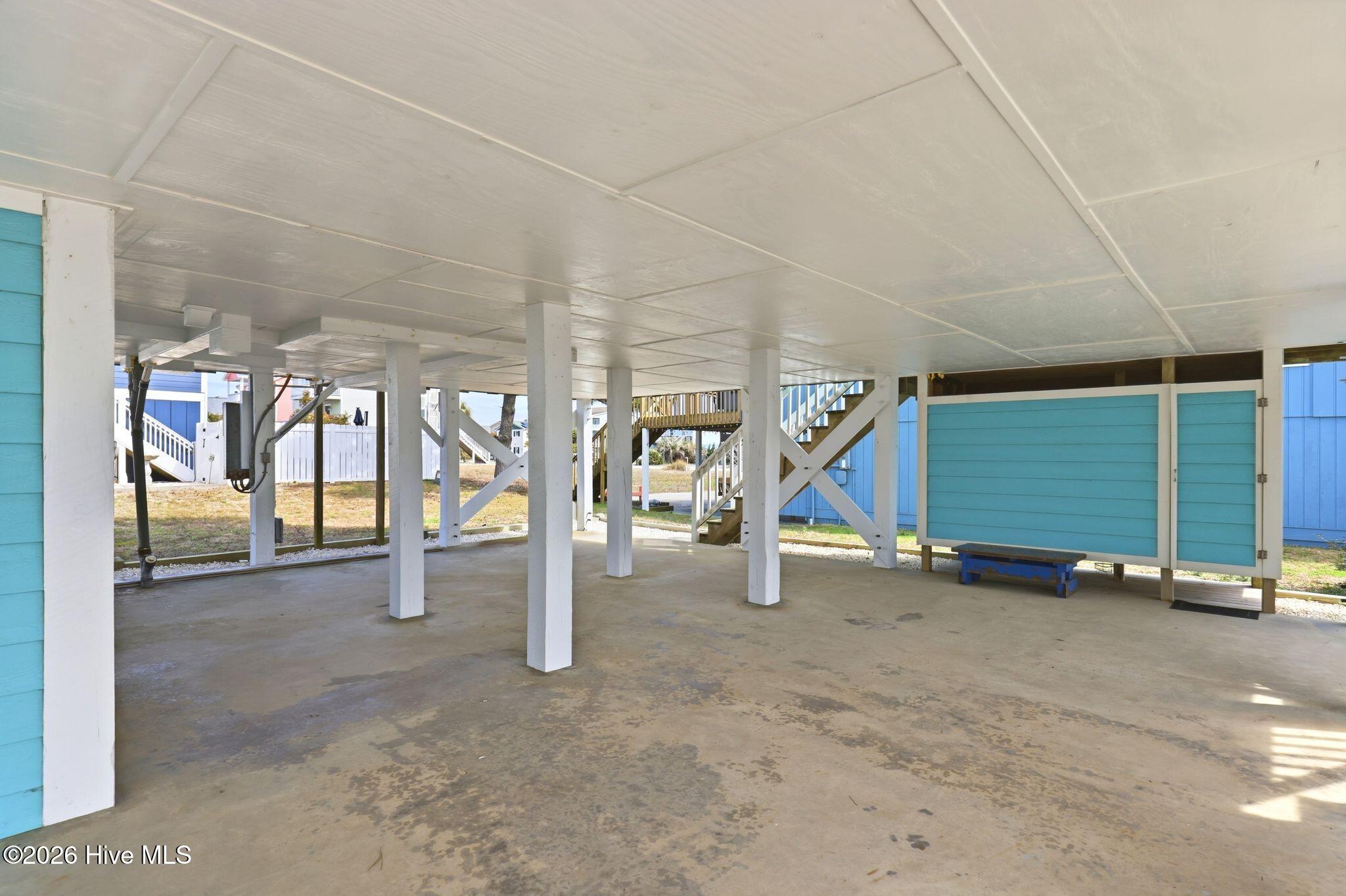 177 Ocean Boulevard E