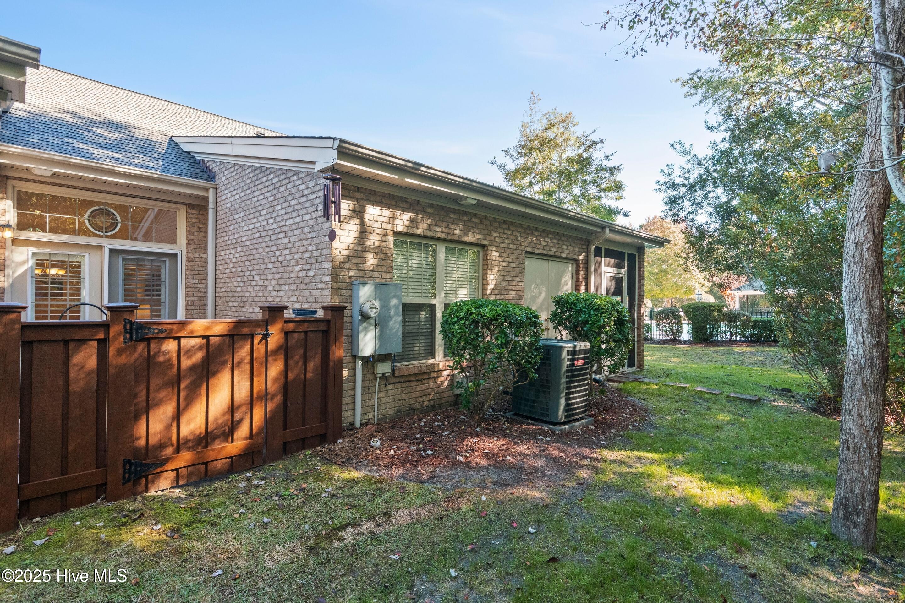 1137 Island Cove