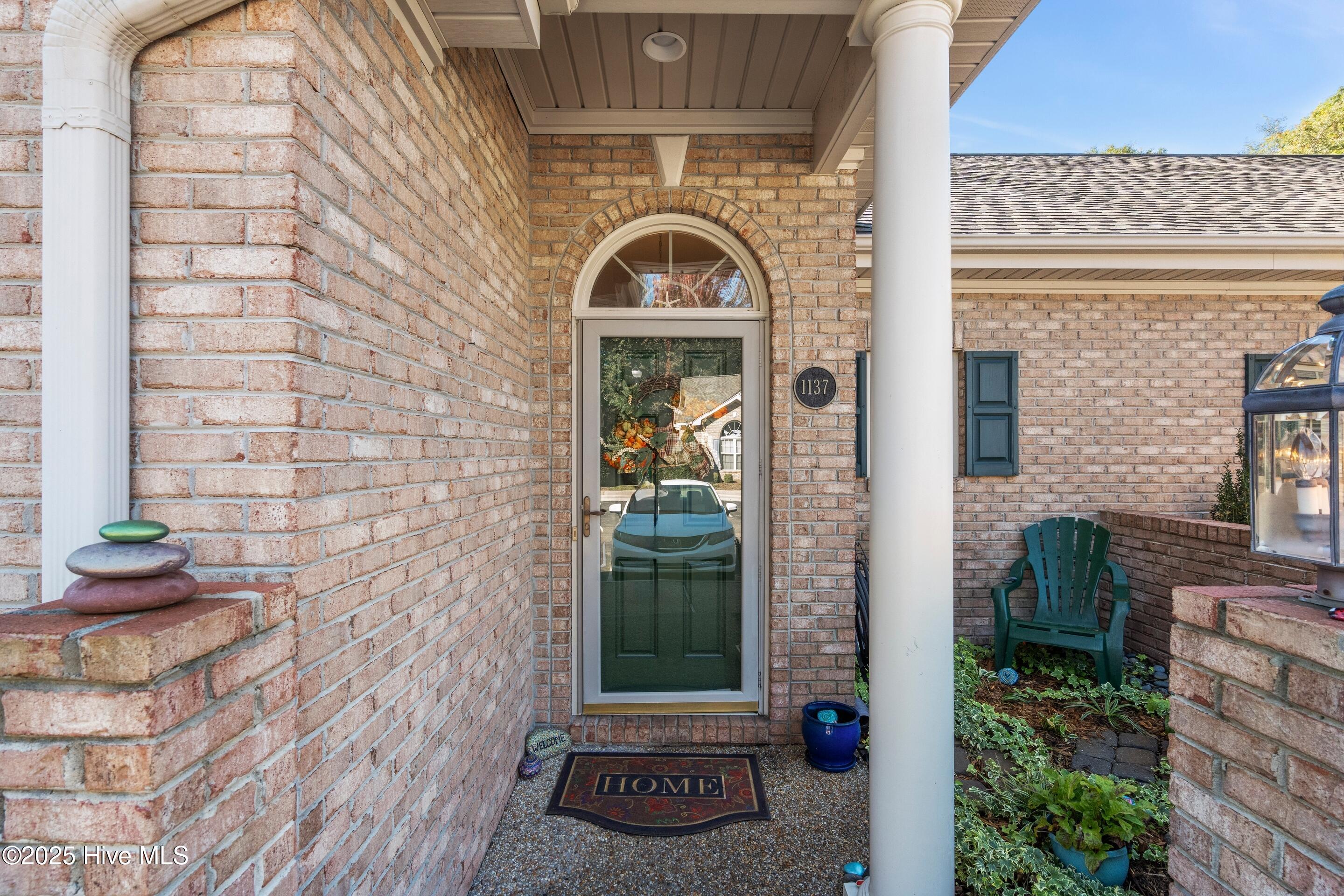 1137 Island Cove