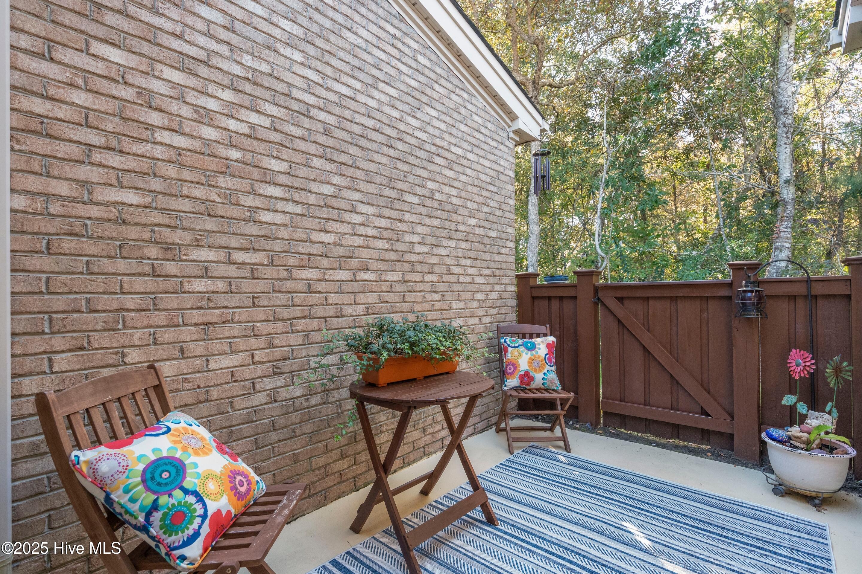 1137 Island Cove