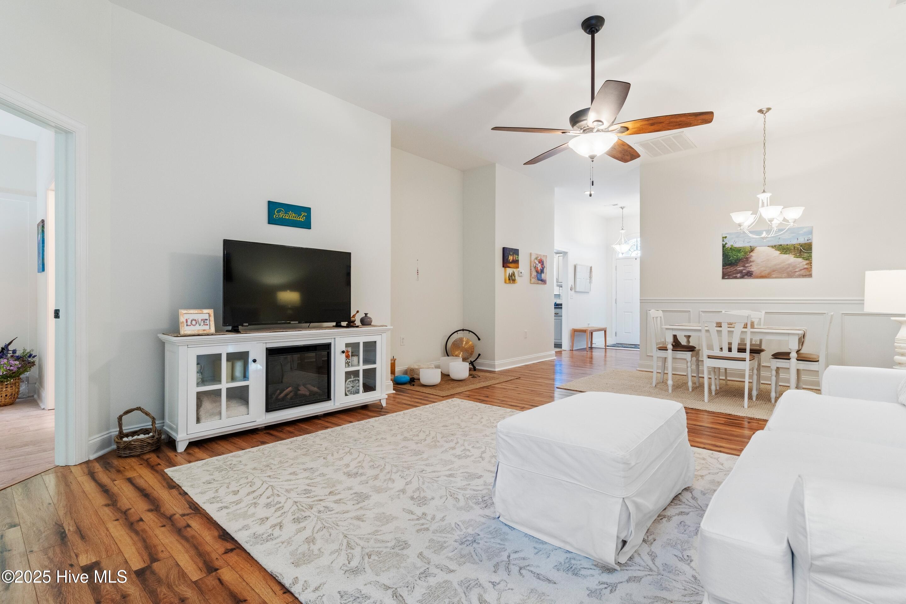 1137 Island Cove