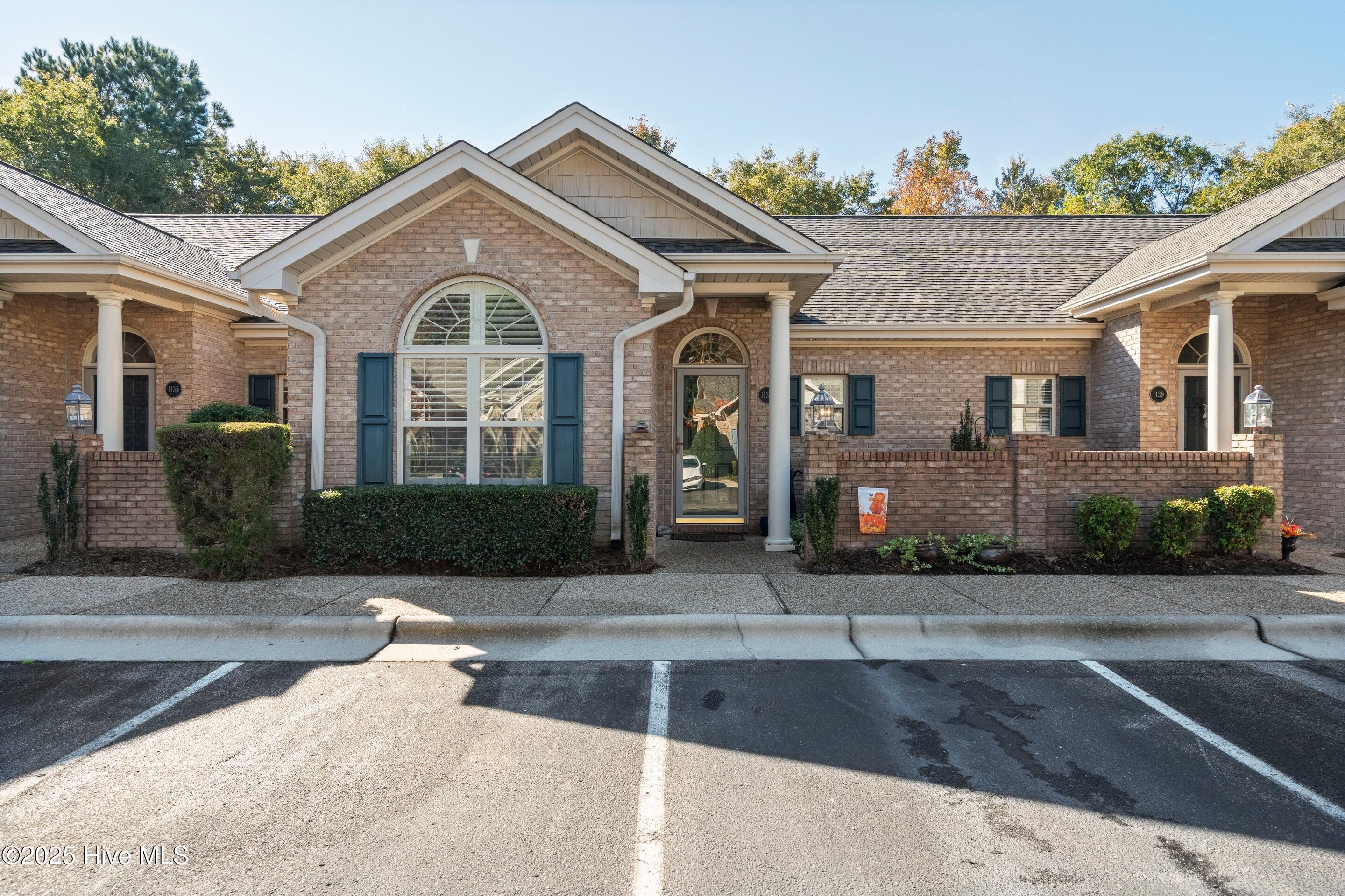 1137 Island Cove
