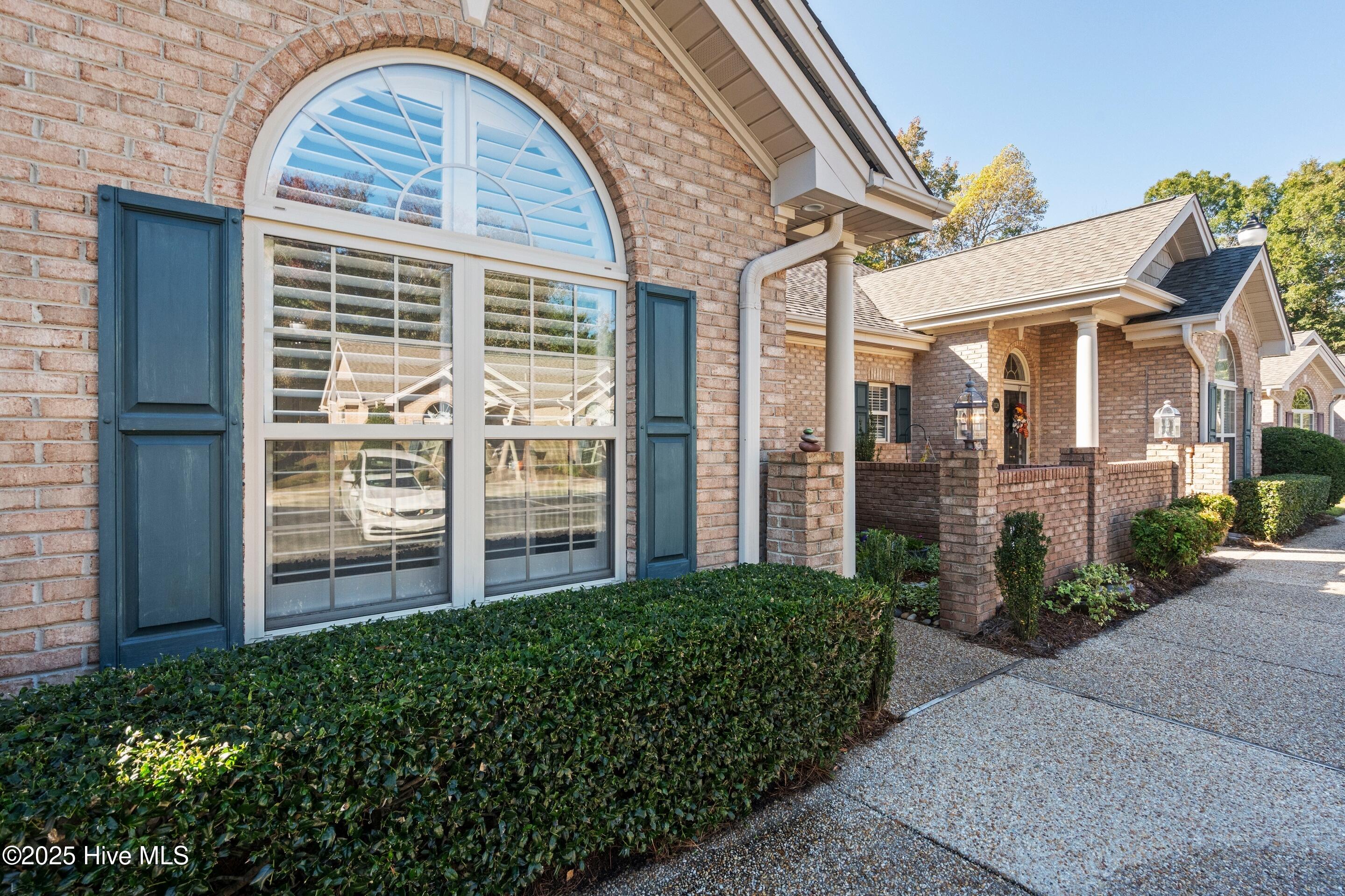 1137 Island Cove