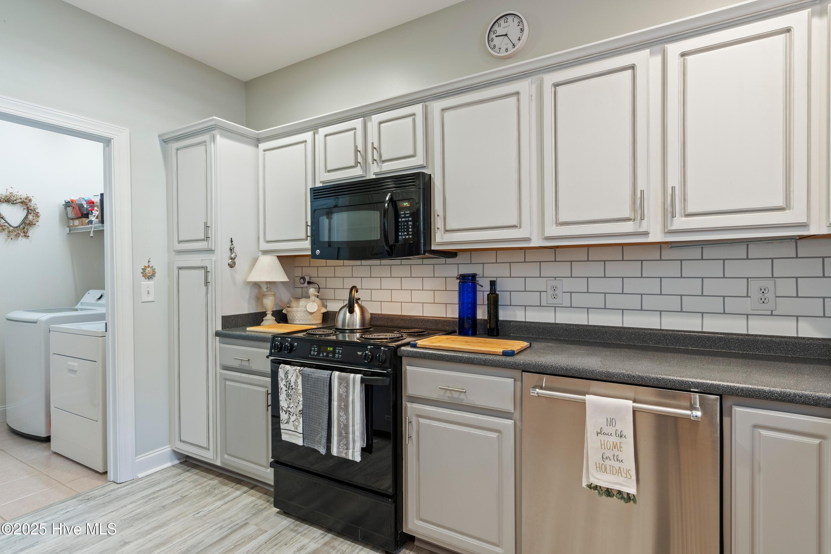 1137 Island Cove