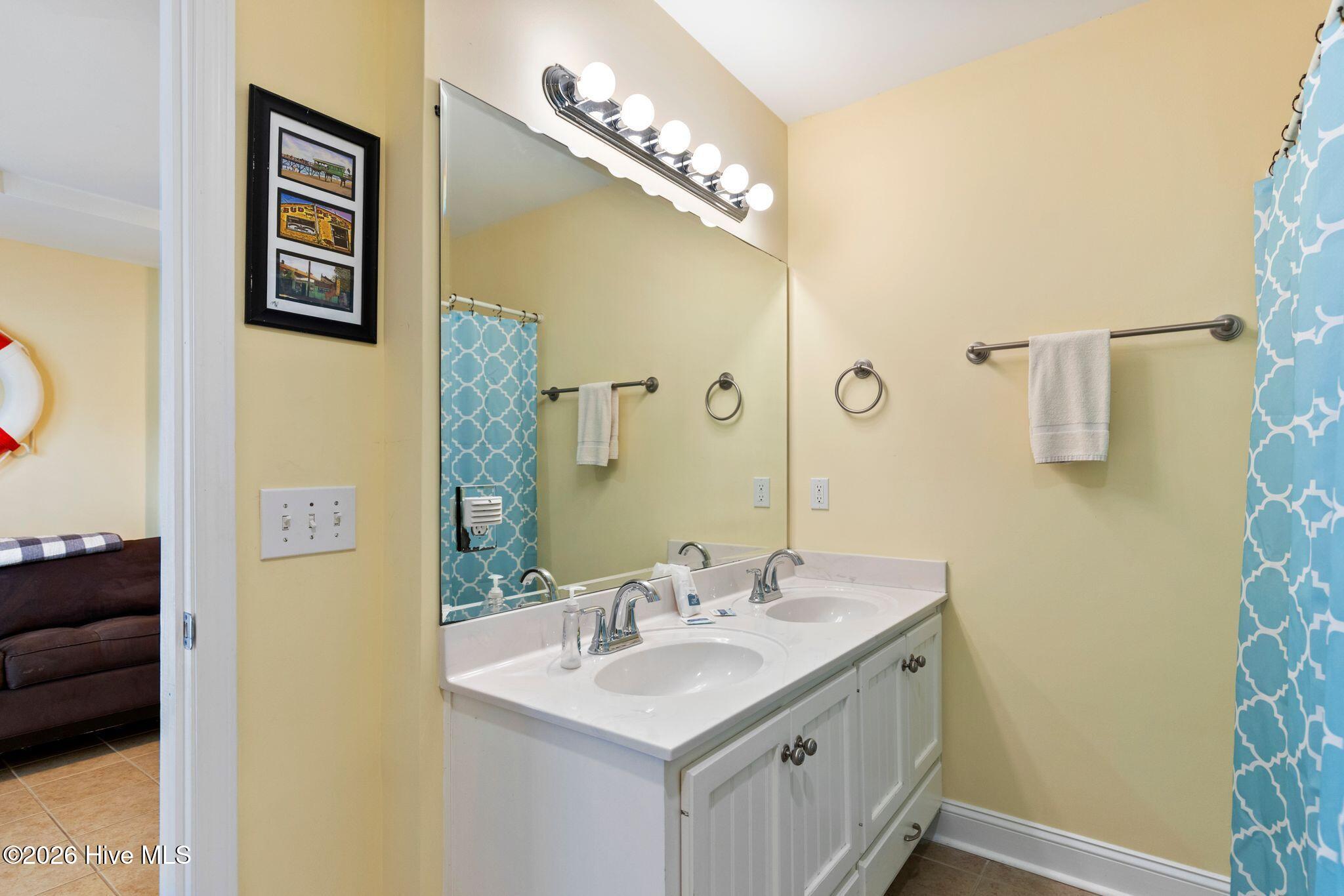 422 Fort Fisher Boulevard S Unit A