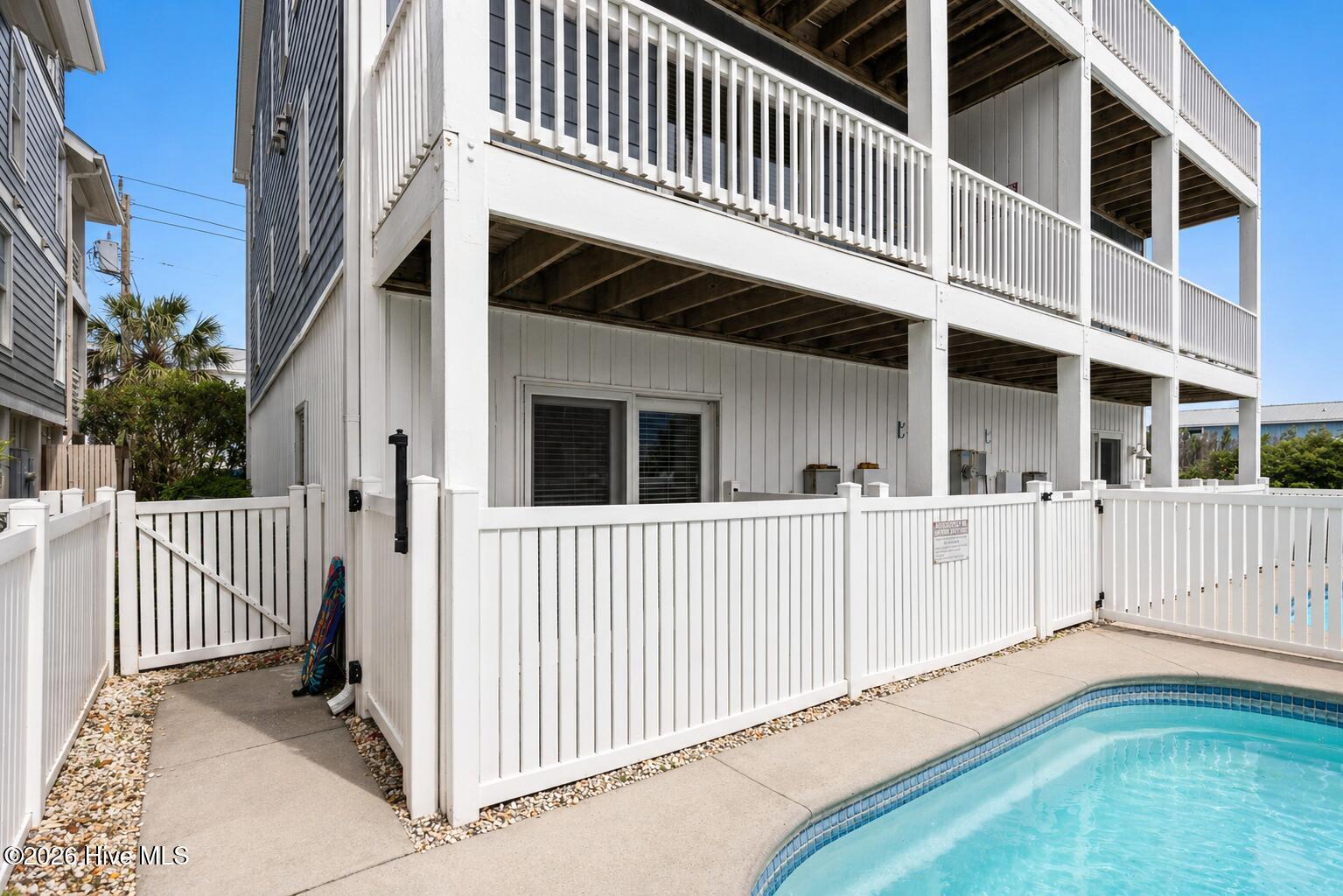 422 Fort Fisher Boulevard S Unit A