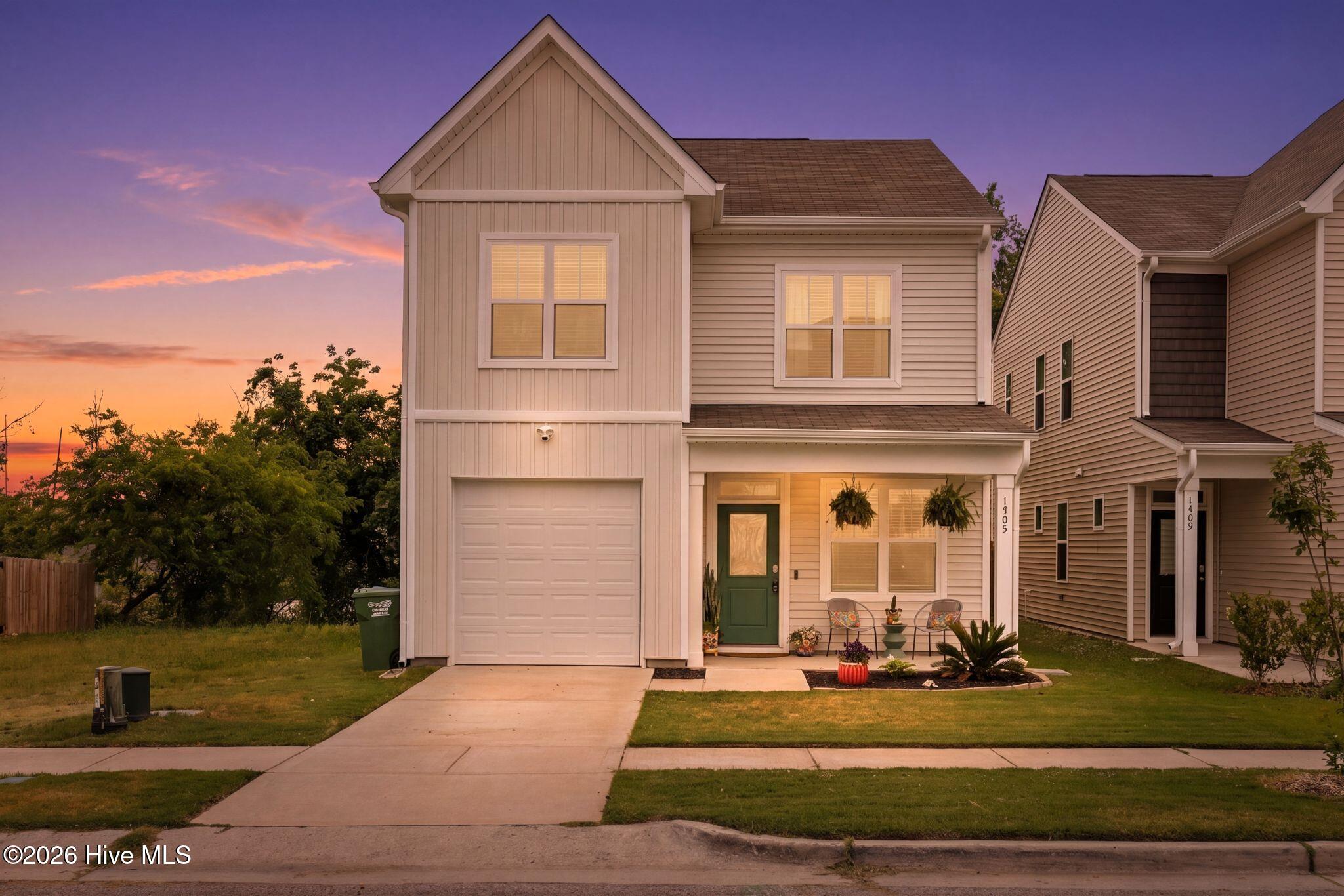 1405 Creekfront Drive