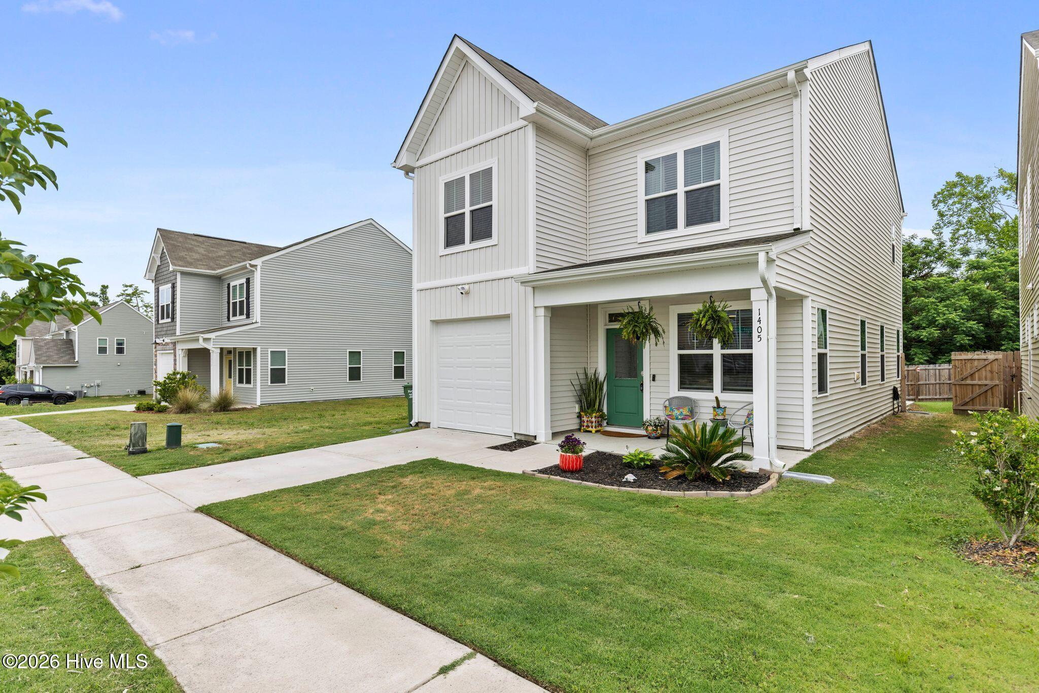 1405 Creekfront Drive
