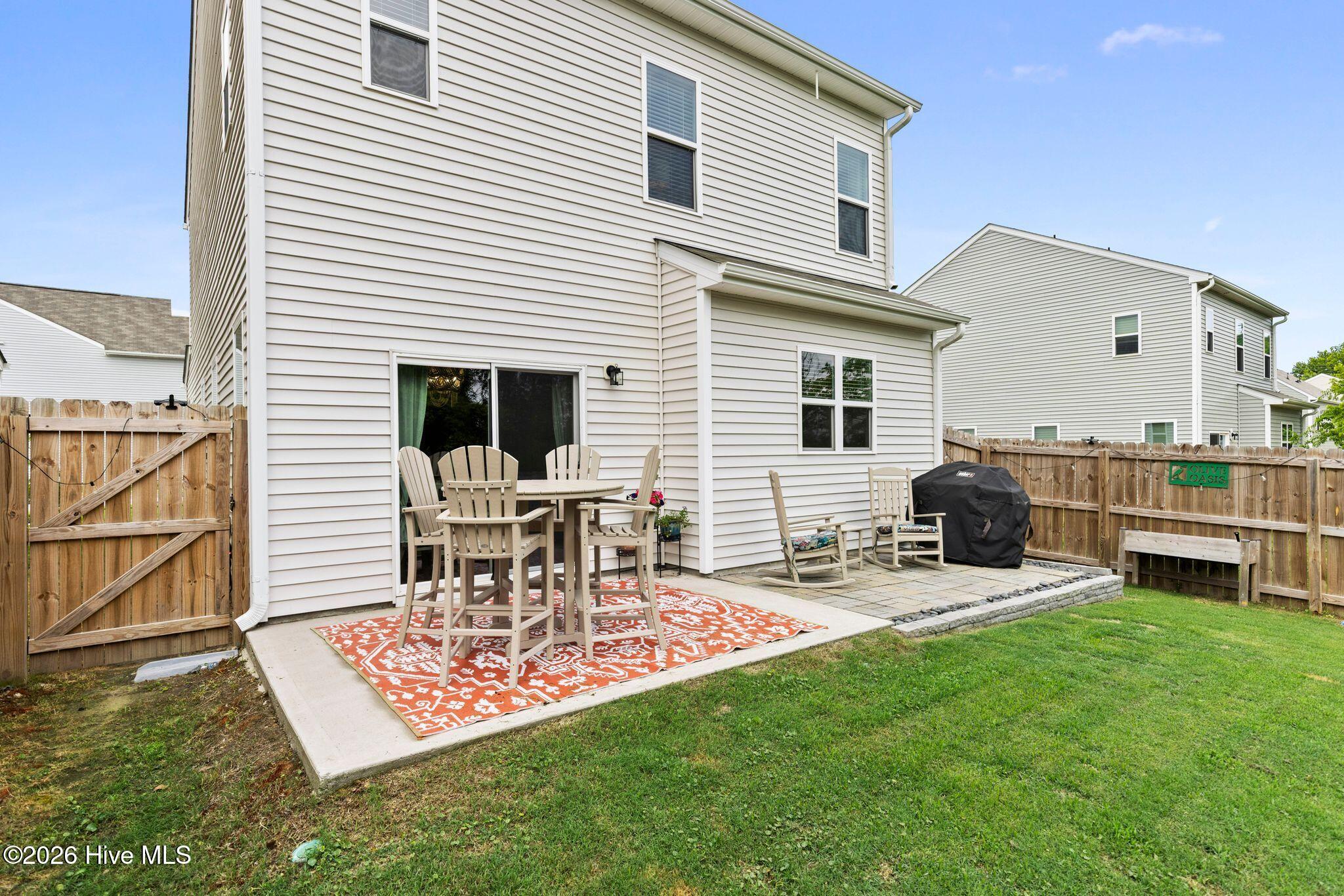 1405 Creekfront Drive