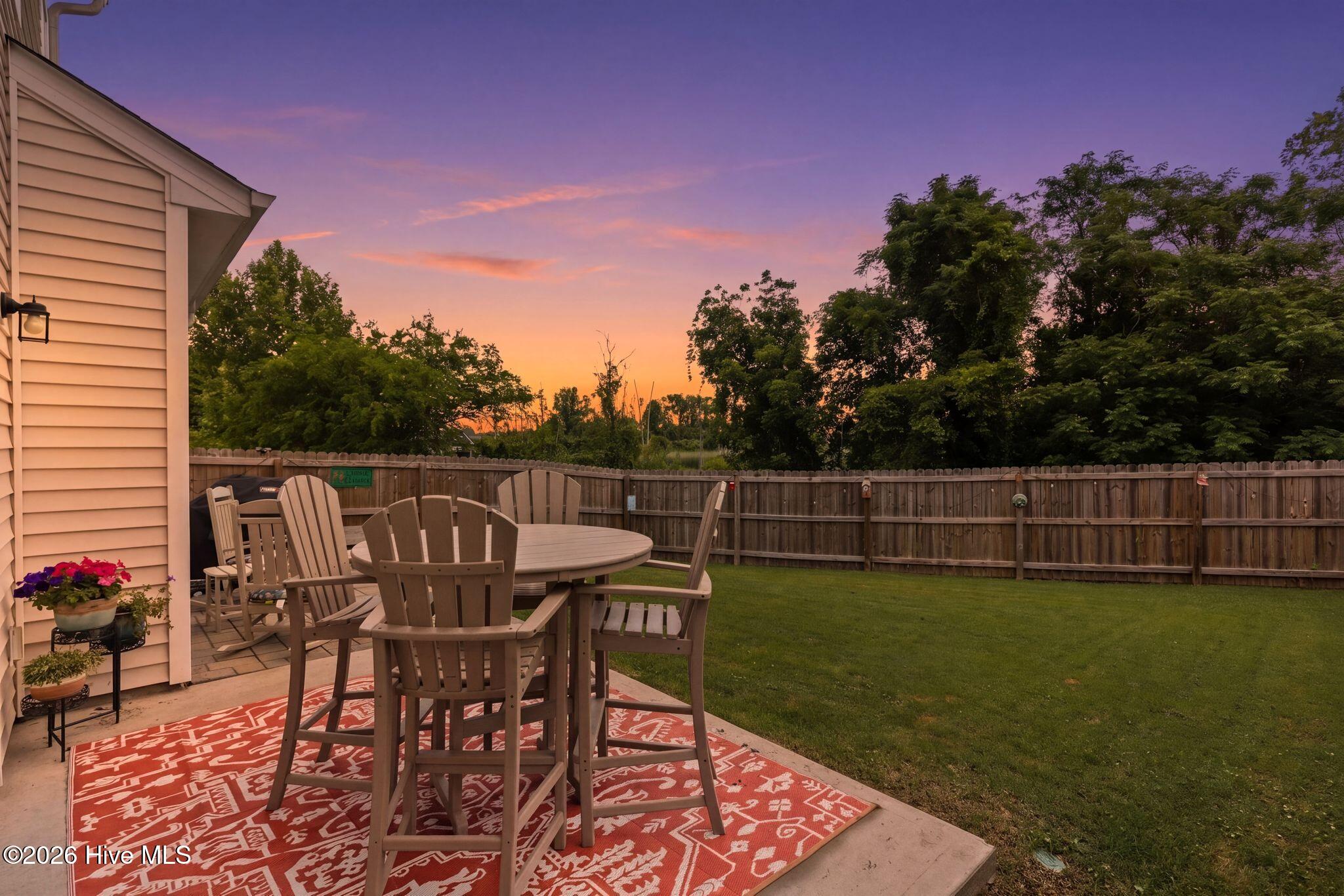 1405 Creekfront Drive