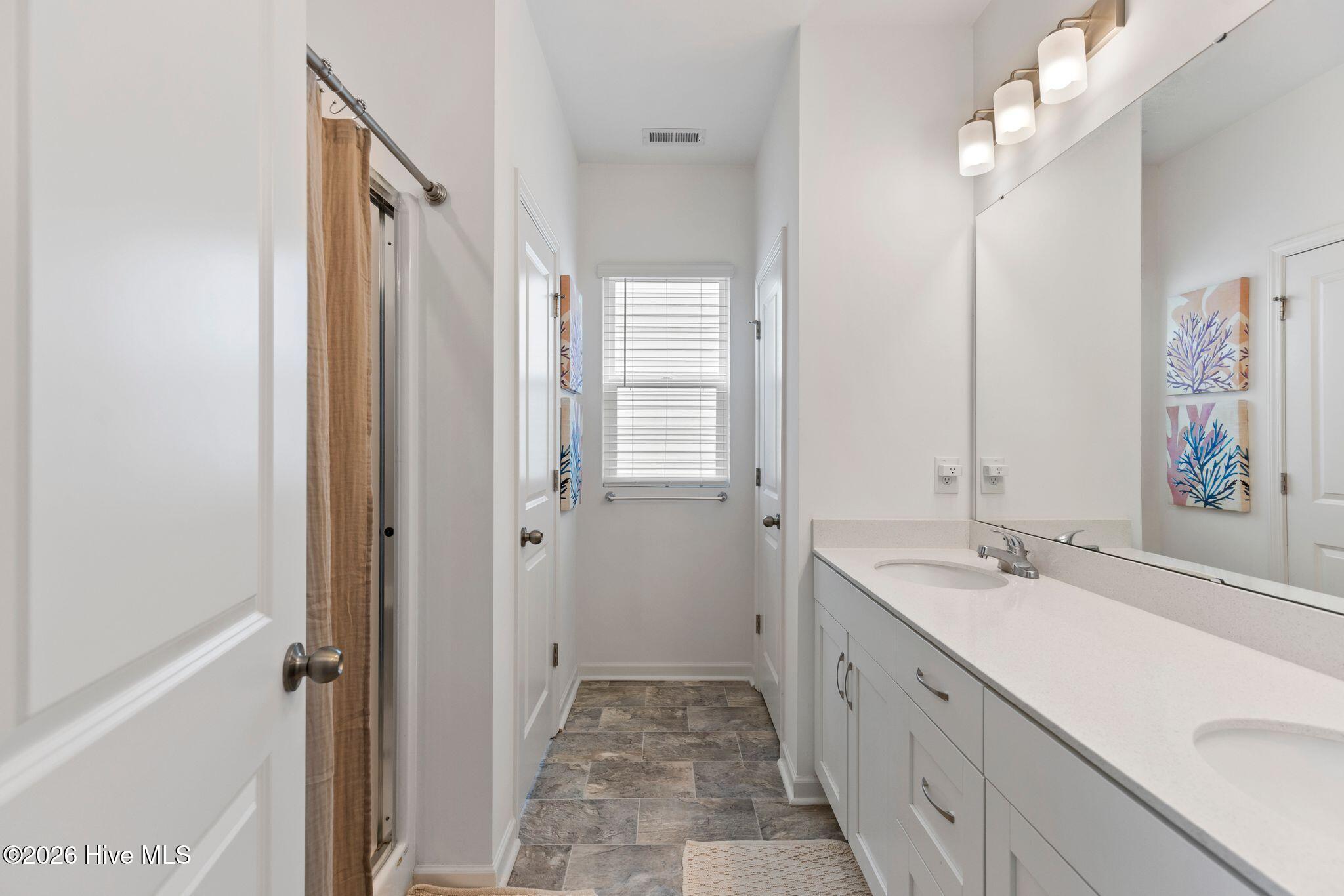1405 Creekfront Drive