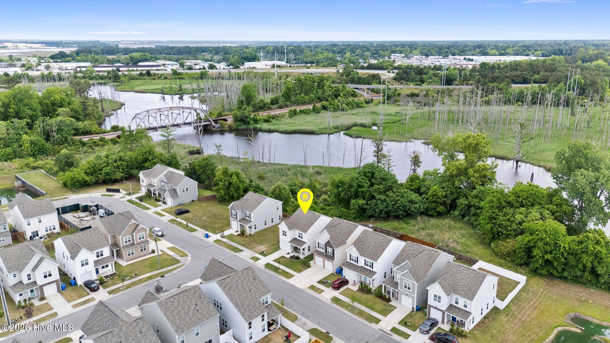 1405 Creekfront Drive