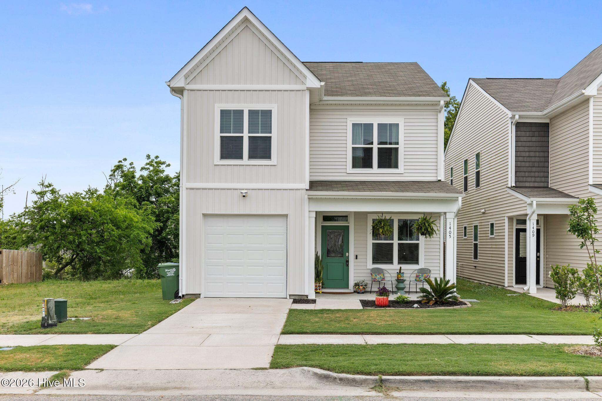 1405 Creekfront Drive