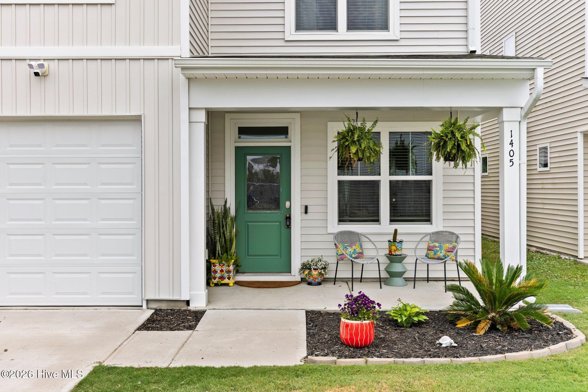 1405 Creekfront Drive