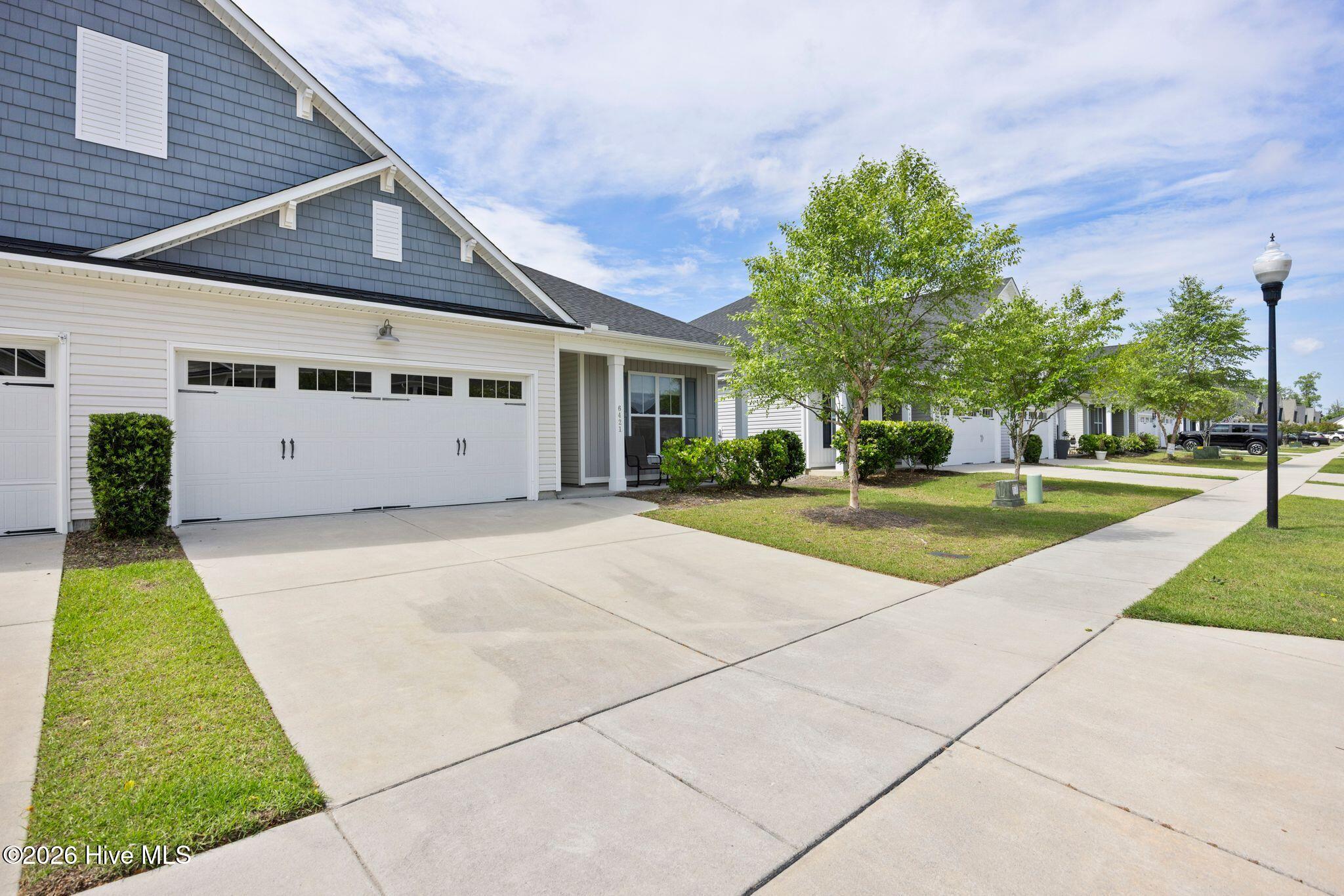 6421 Pinnacle Point