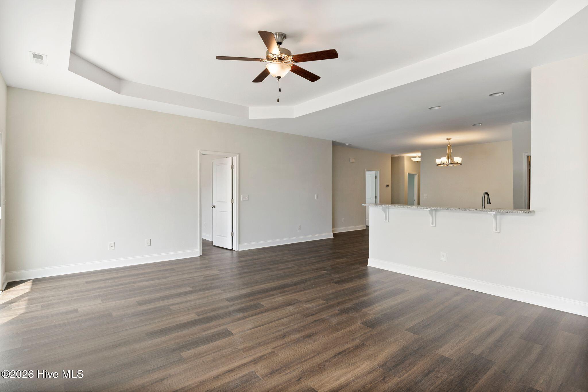 6421 Pinnacle Point