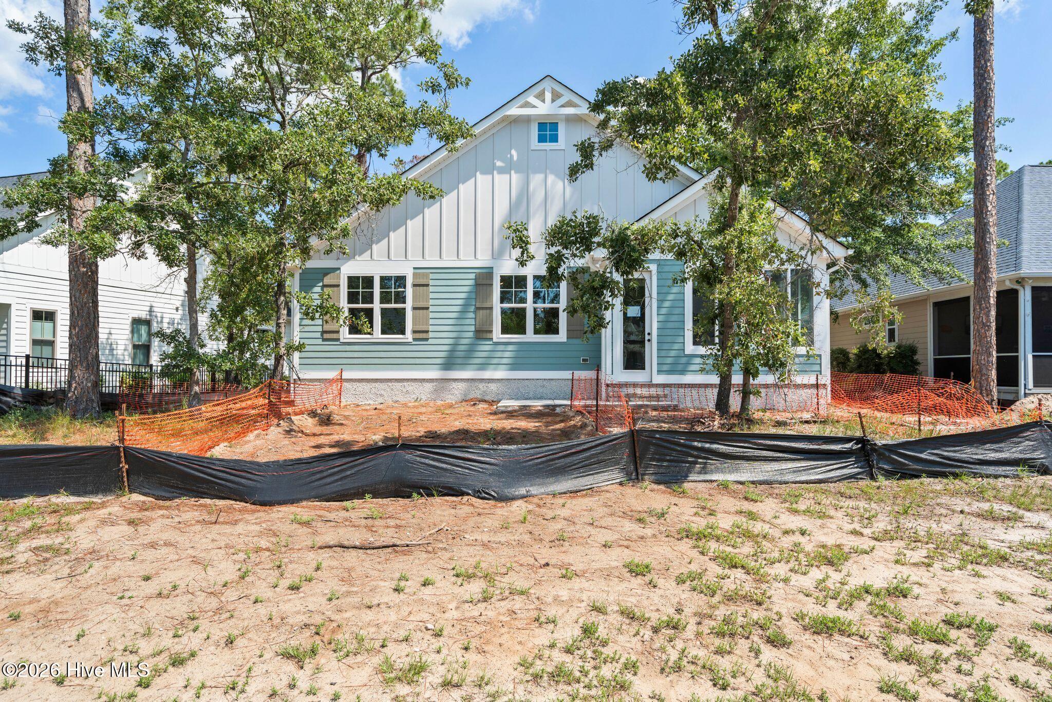 401 Blossom Tree Lane SE