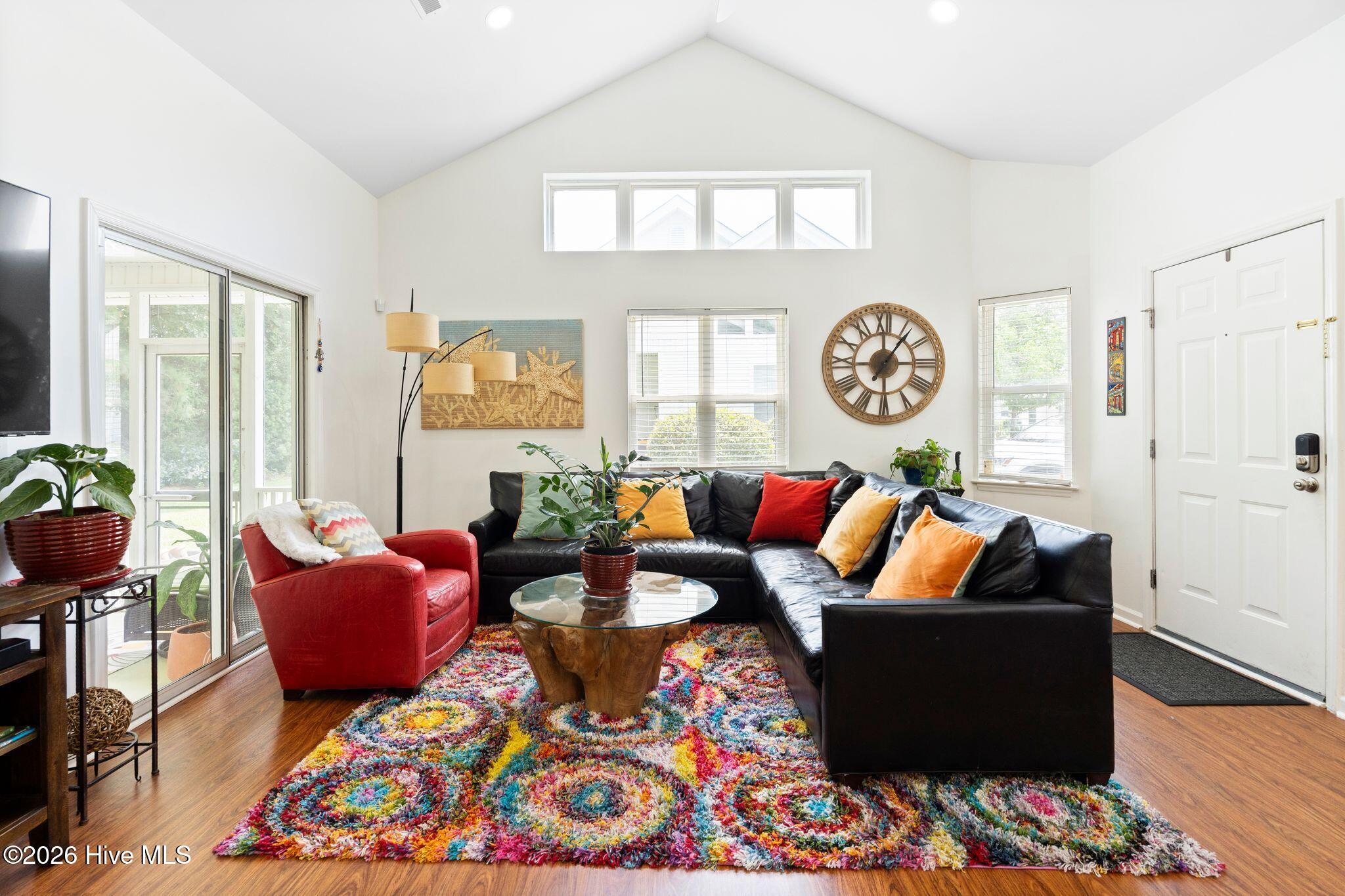 3314 Belmont Circle