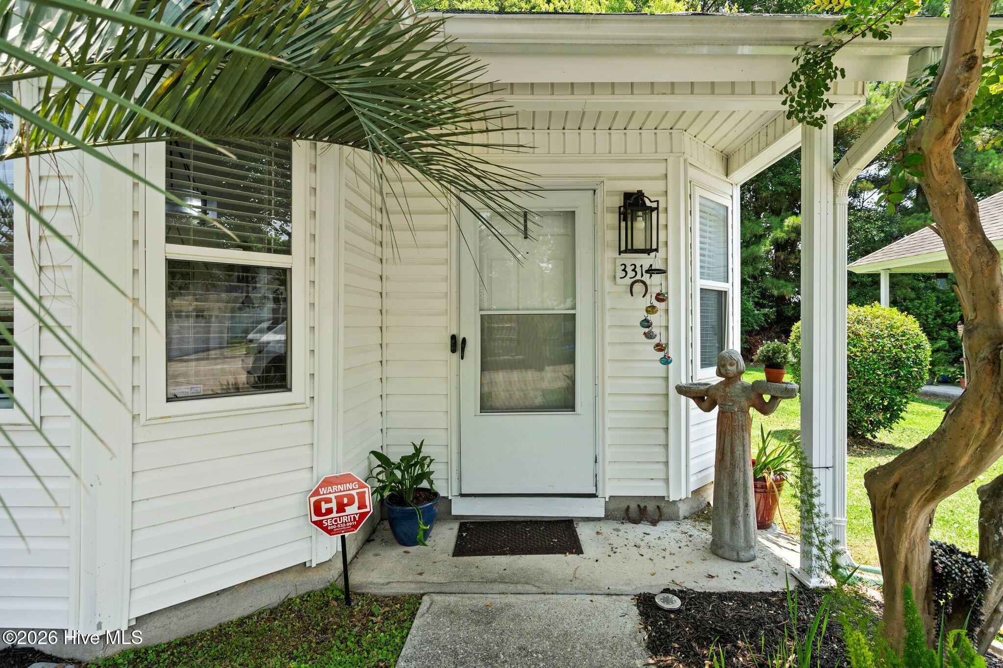 3314 Belmont Circle
