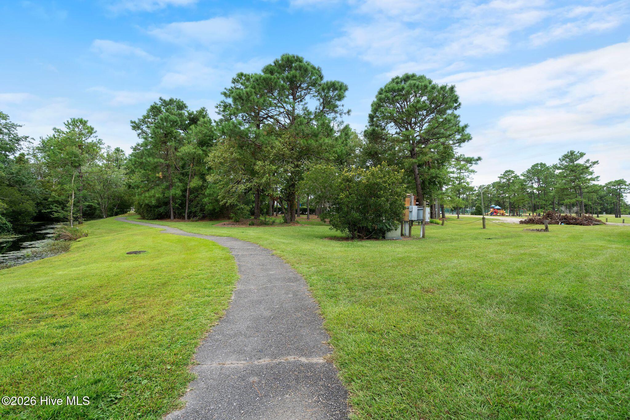 3314 Belmont Circle