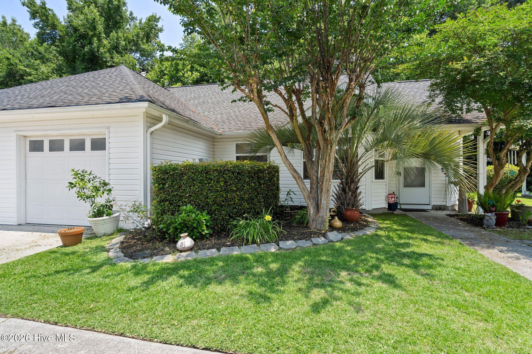 3314 Belmont Circle