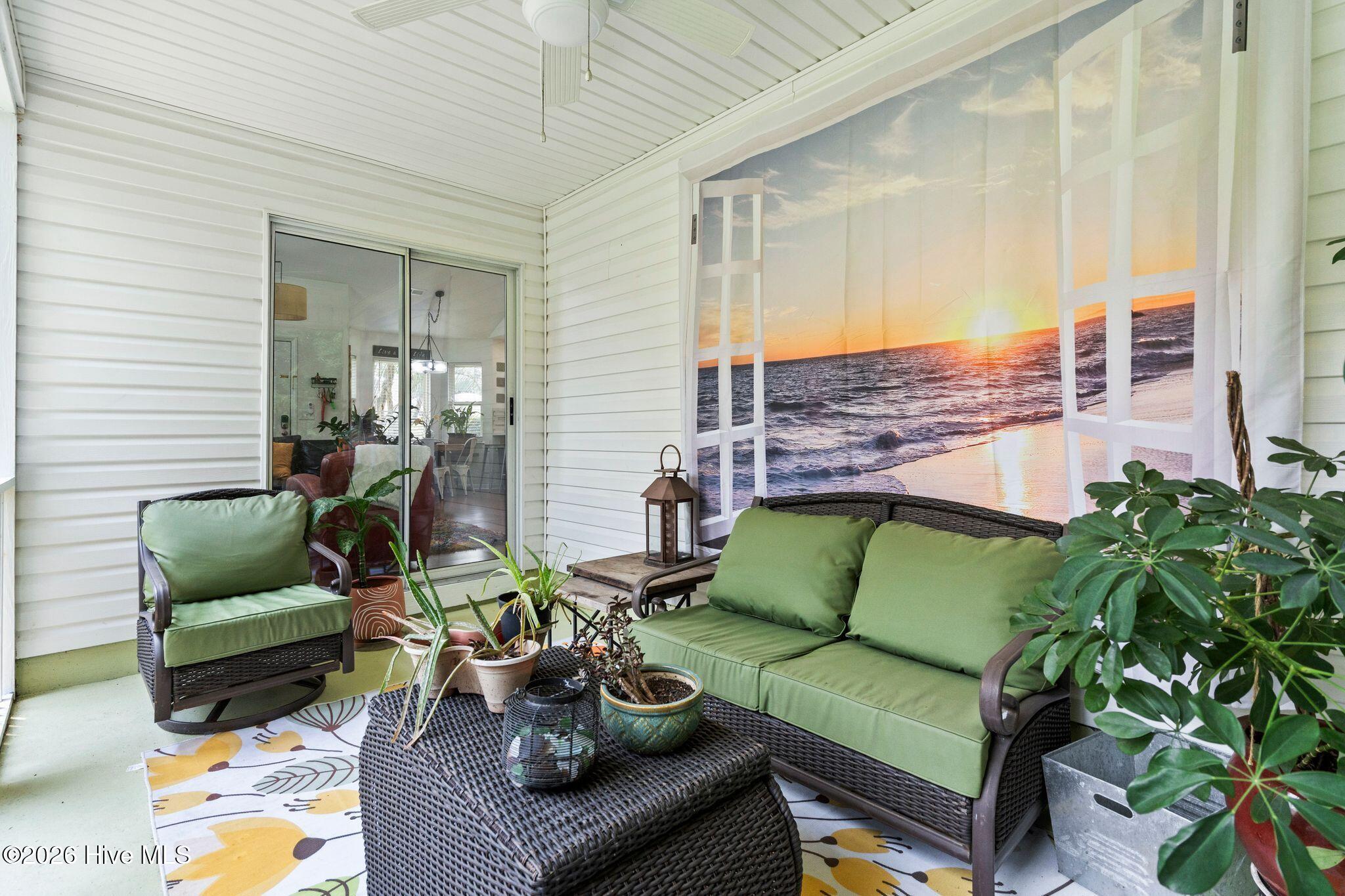 3314 Belmont Circle
