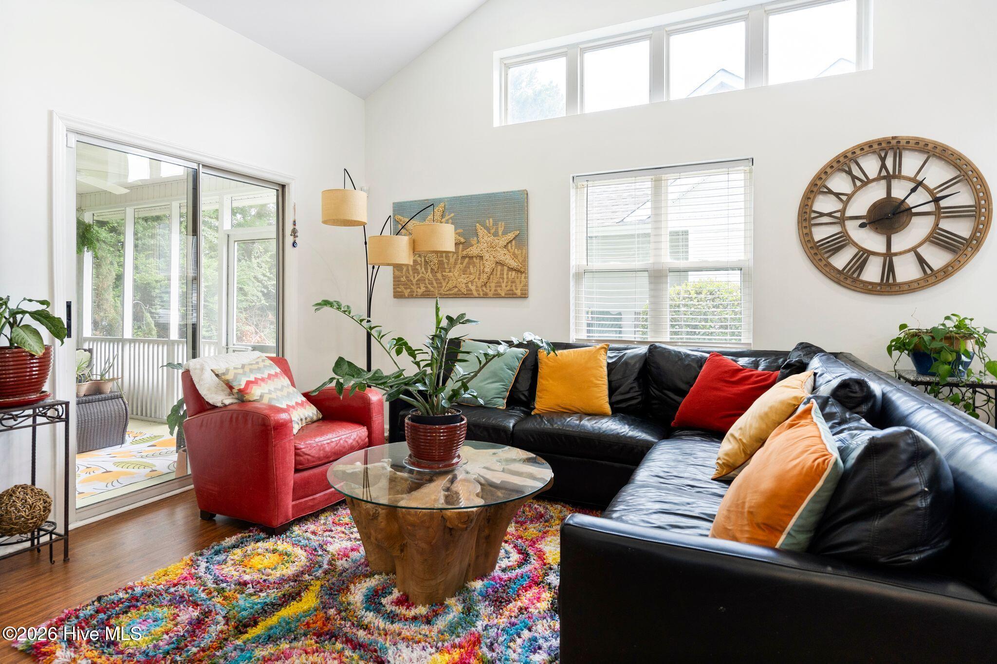 3314 Belmont Circle