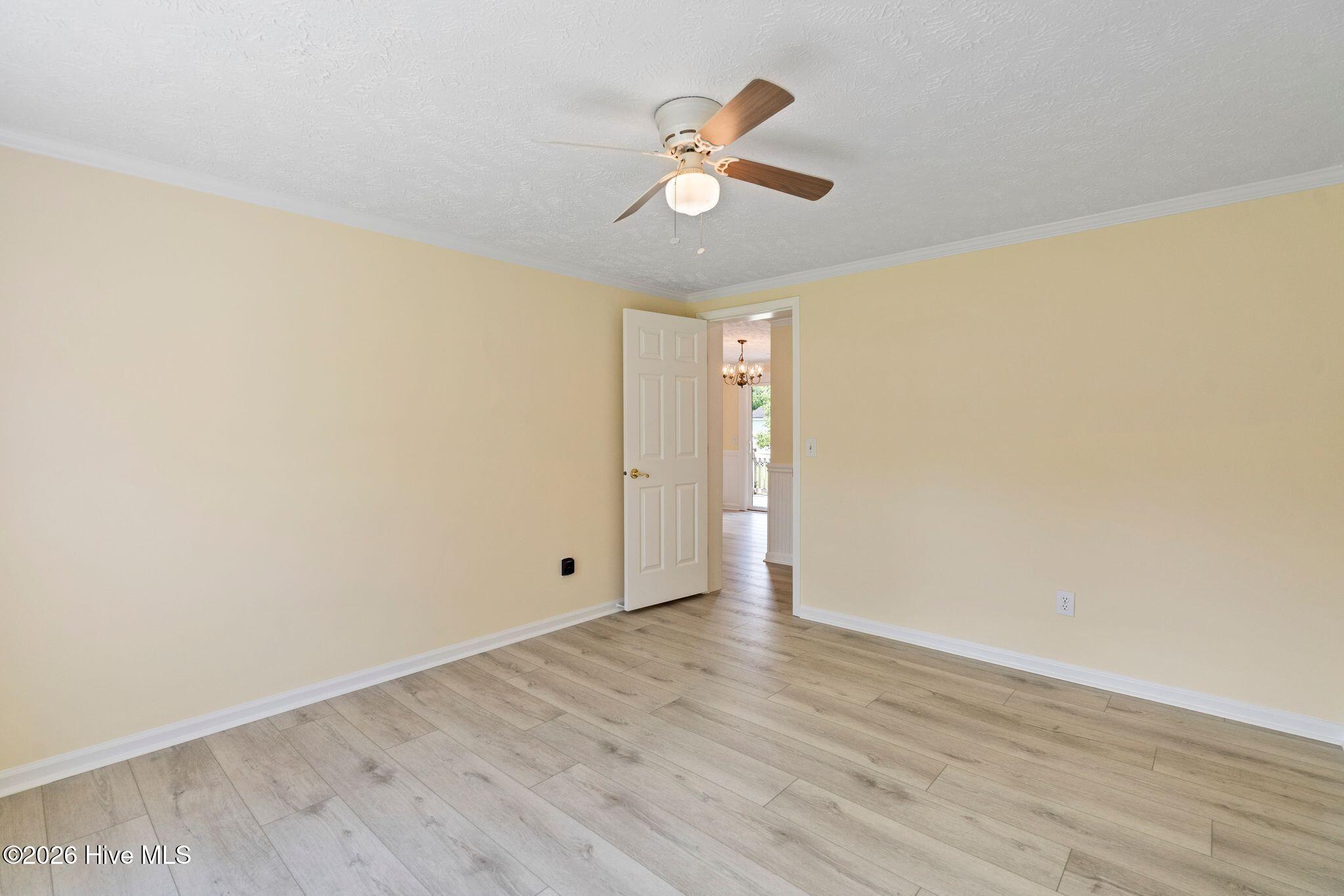 195 Bellhammon Forest Drive