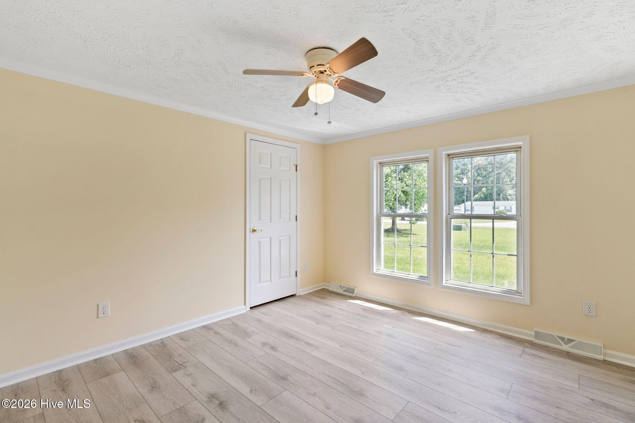 195 Bellhammon Forest Drive