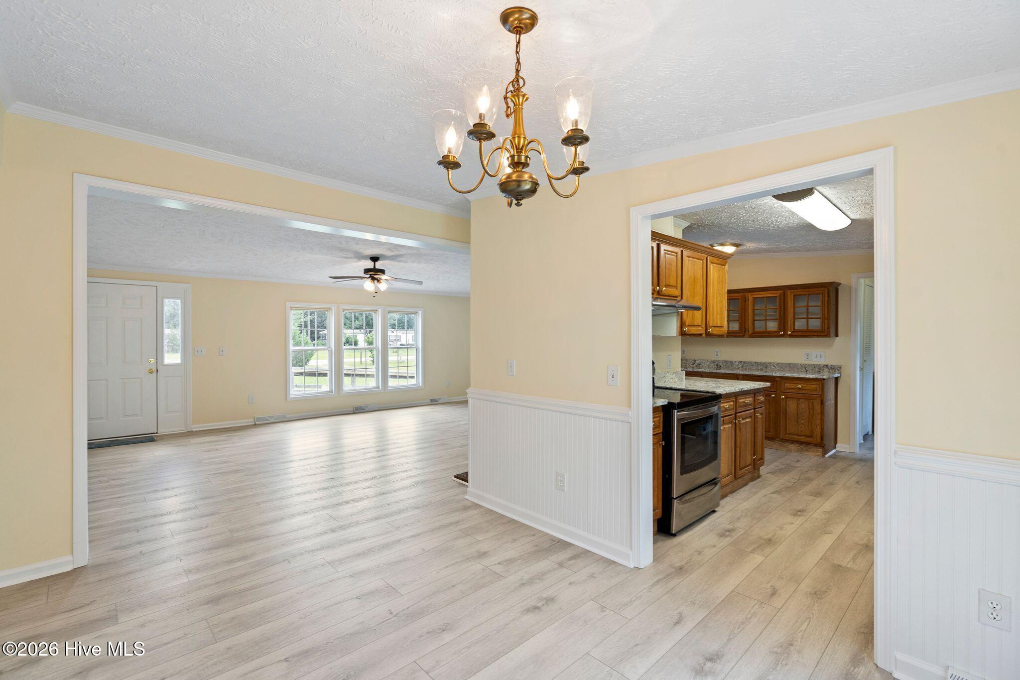 195 Bellhammon Forest Drive