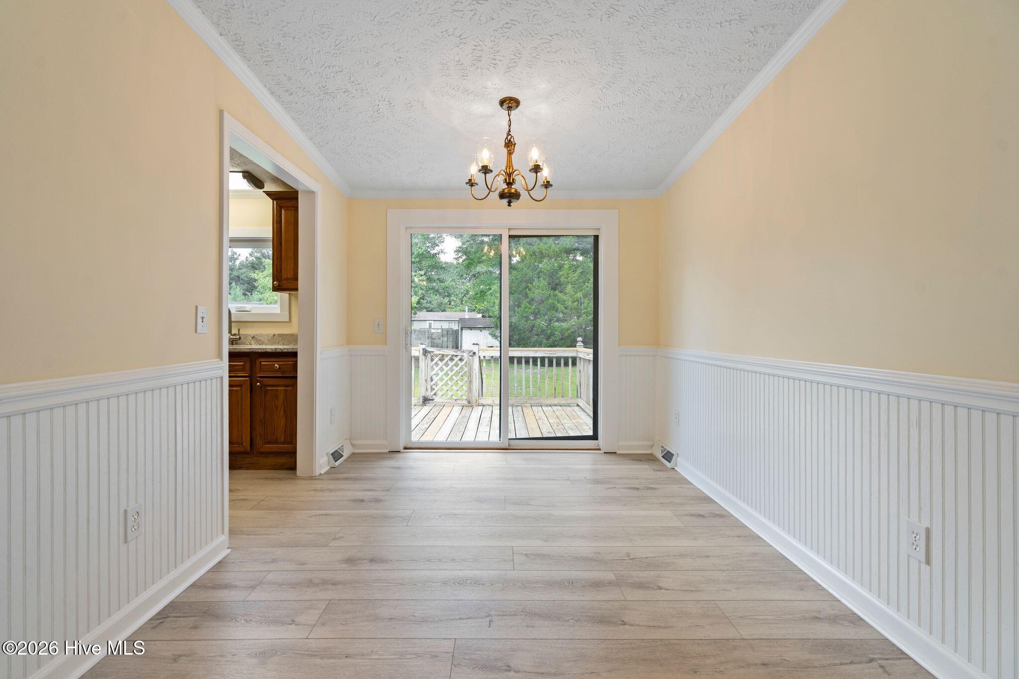 195 Bellhammon Forest Drive