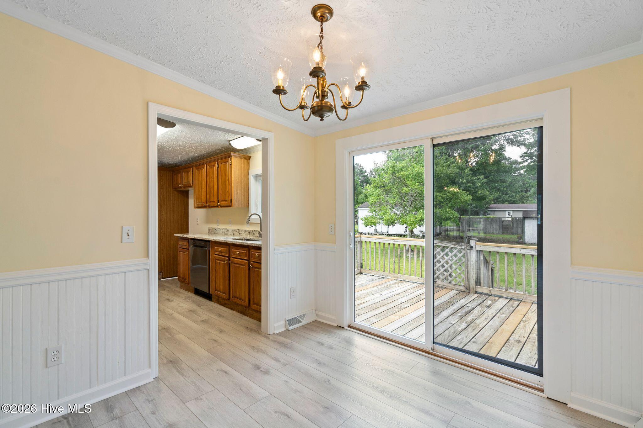 195 Bellhammon Forest Drive