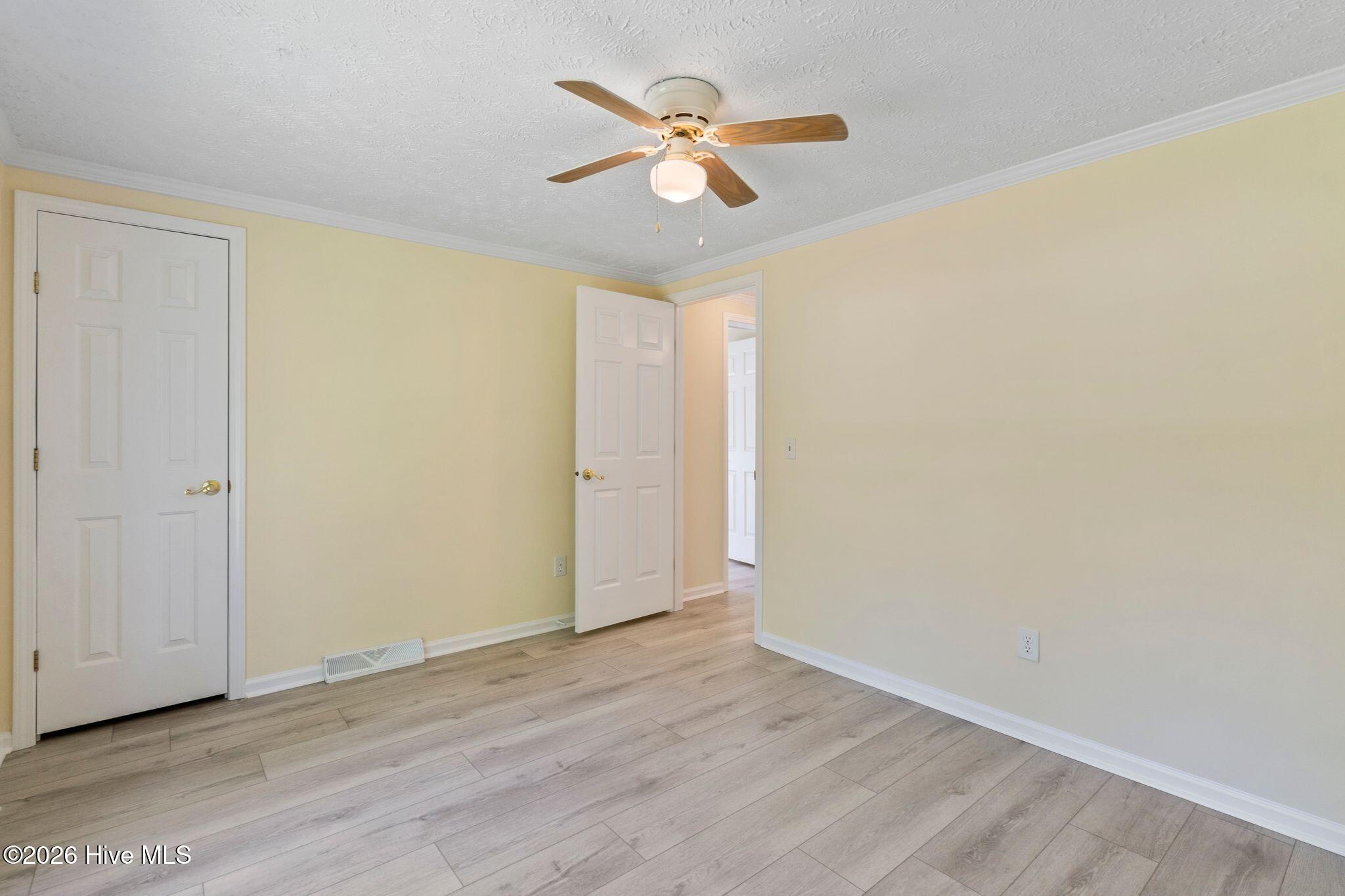 195 Bellhammon Forest Drive
