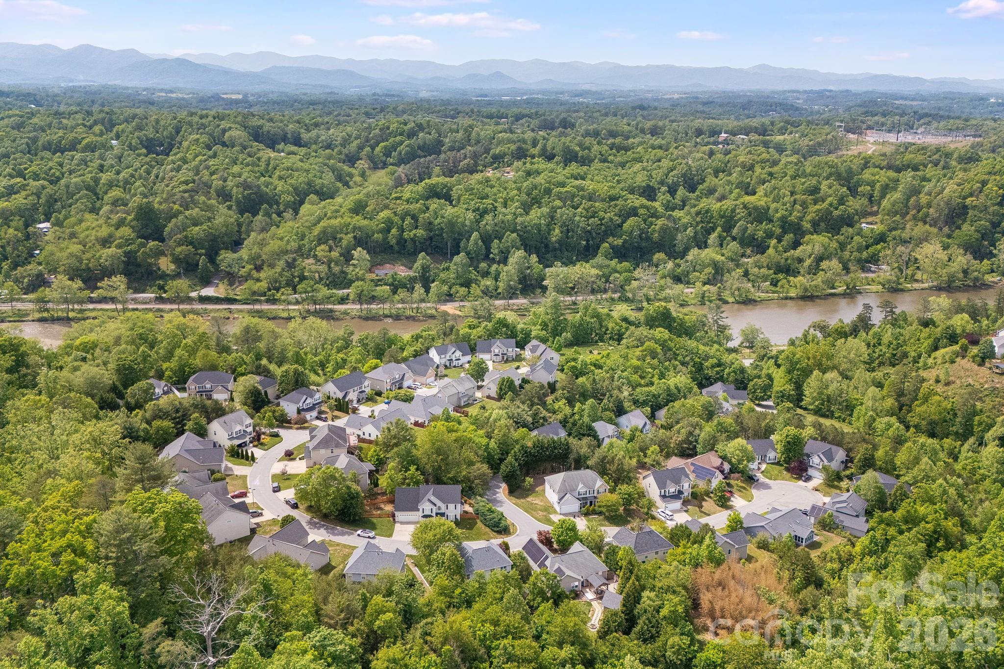 20 Stone River Drive