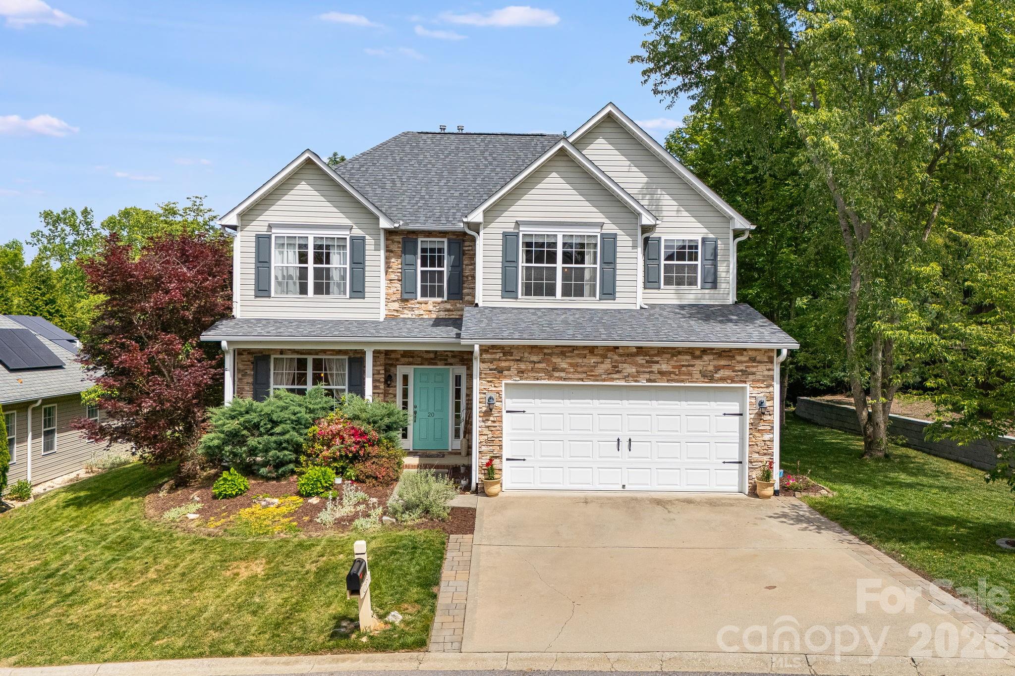 20 Stone River Drive