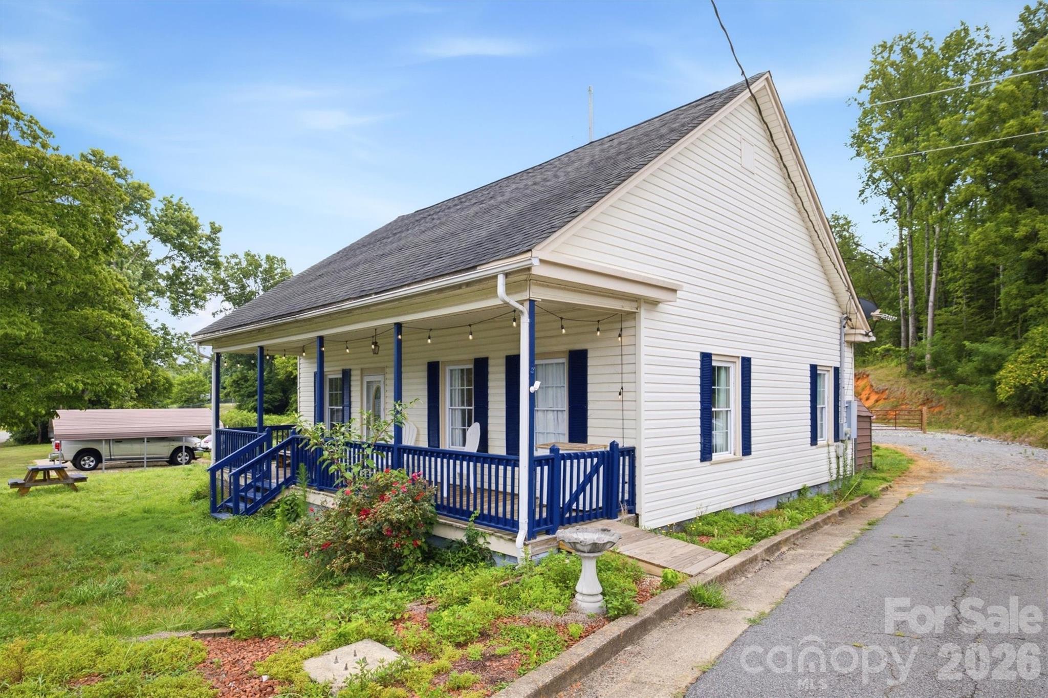 302 Catawba Avenue