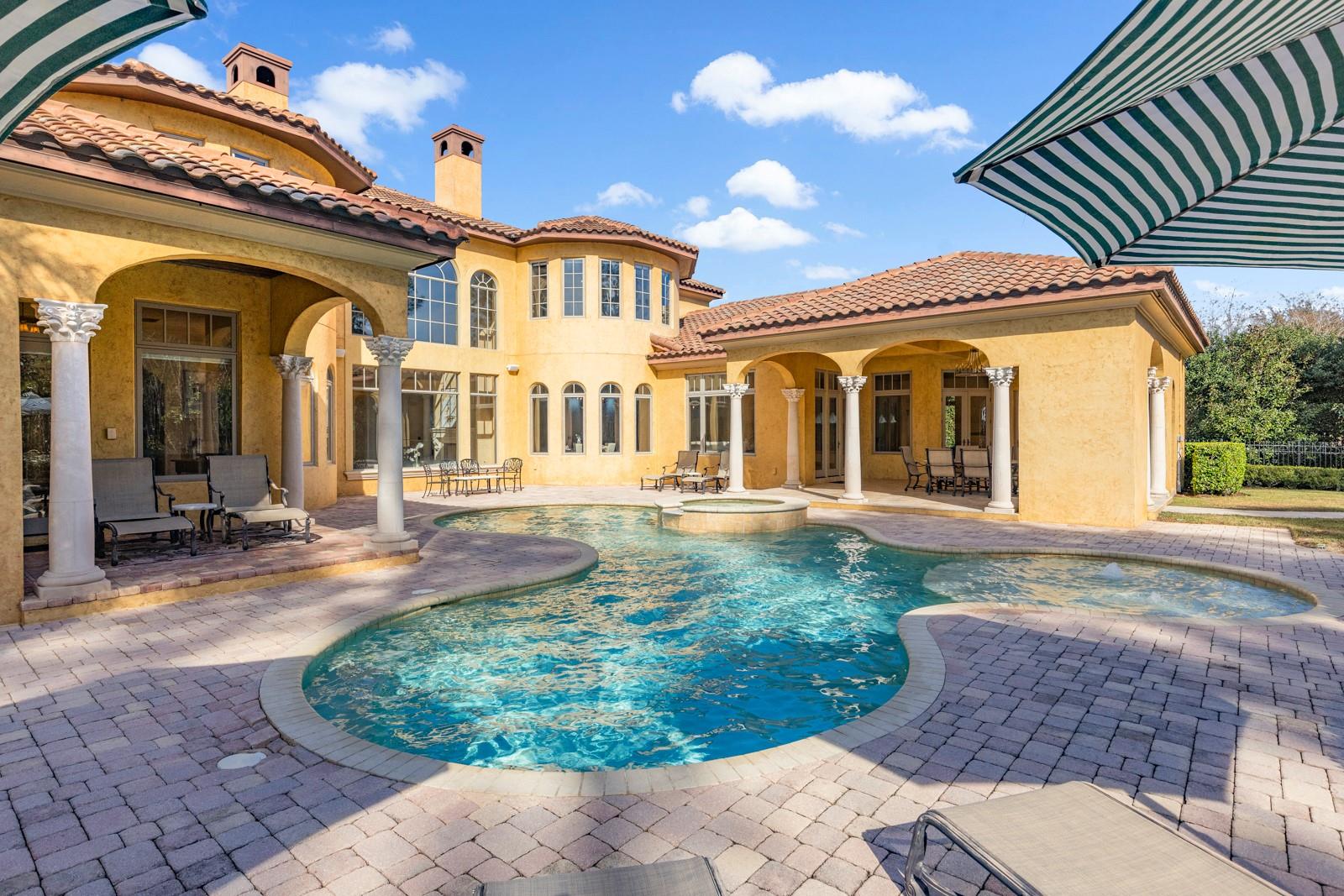 9205 TIBET POINTE CIR