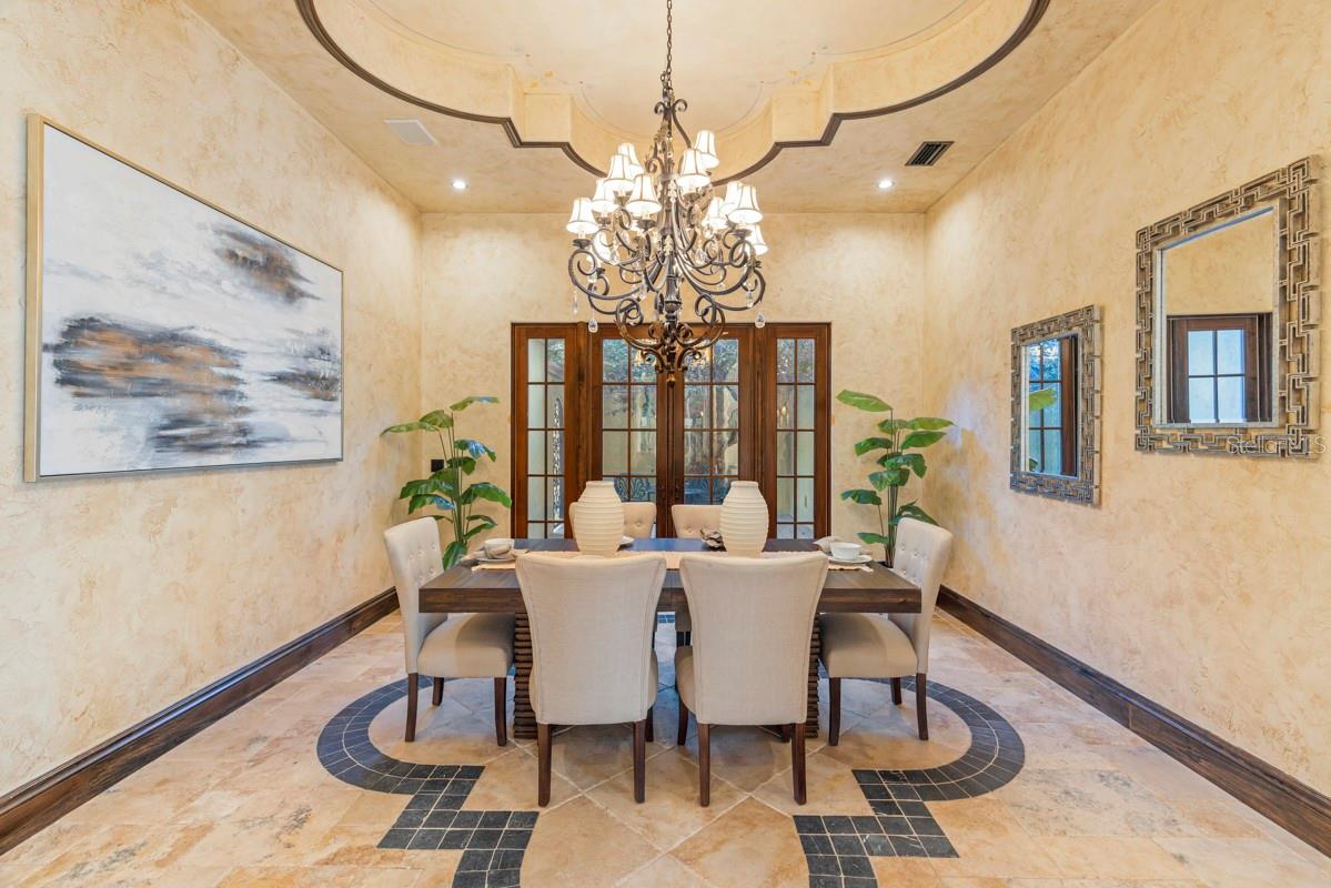 9205 TIBET POINTE CIR