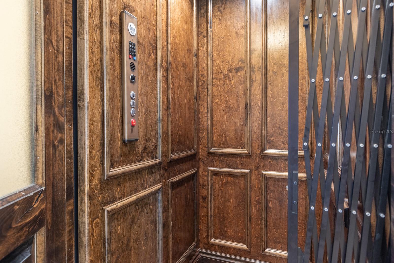 9205 TIBET POINTE CIR