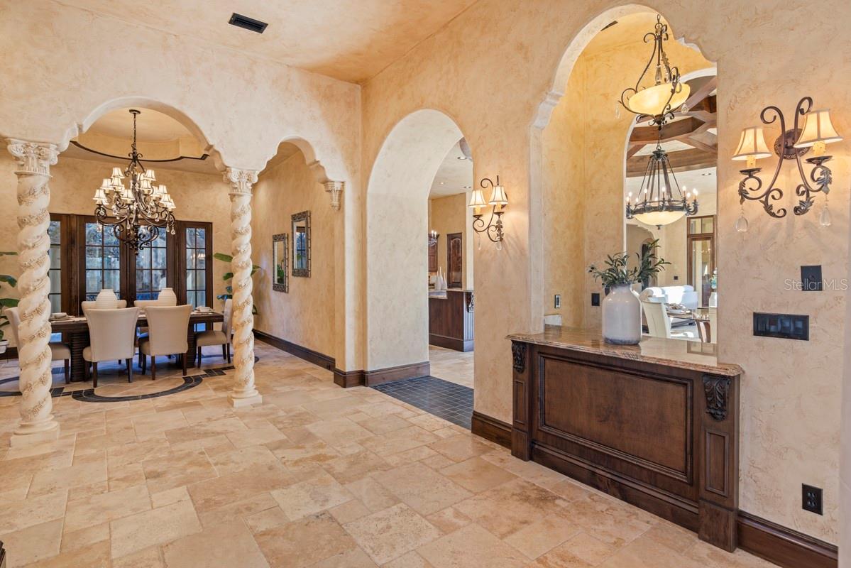 9205 TIBET POINTE CIR